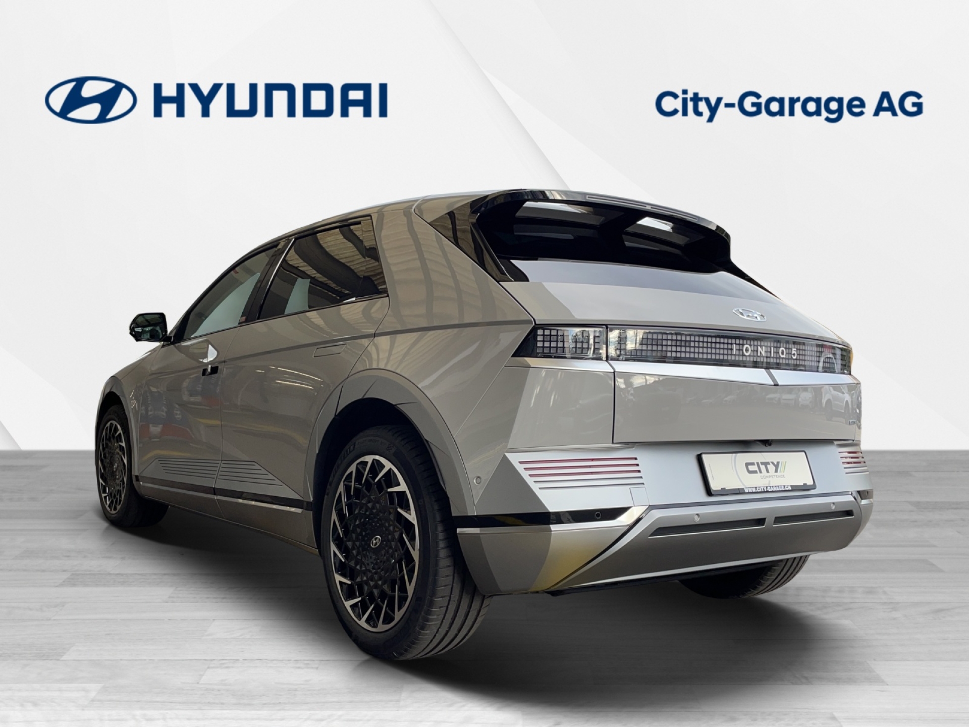 HYUNDAI Ioniq 5 Vertex 4WD 77 kWh-image-1