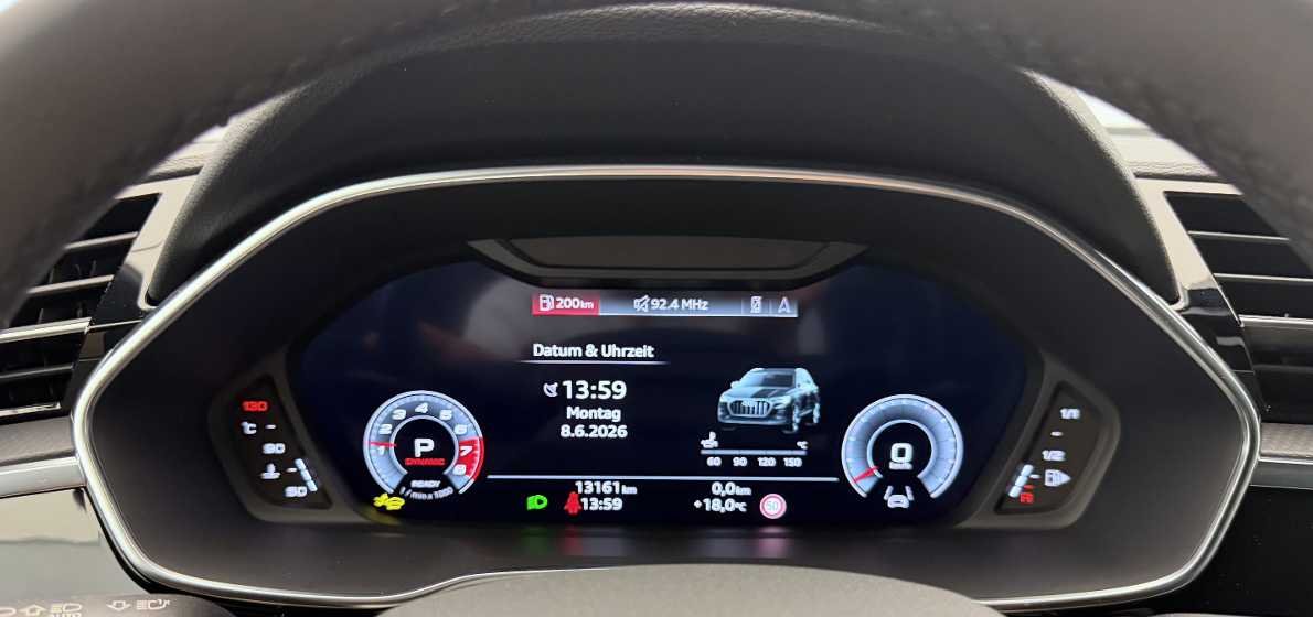 AUDI Q3 45 TFSI quattro S-tronic-image-7