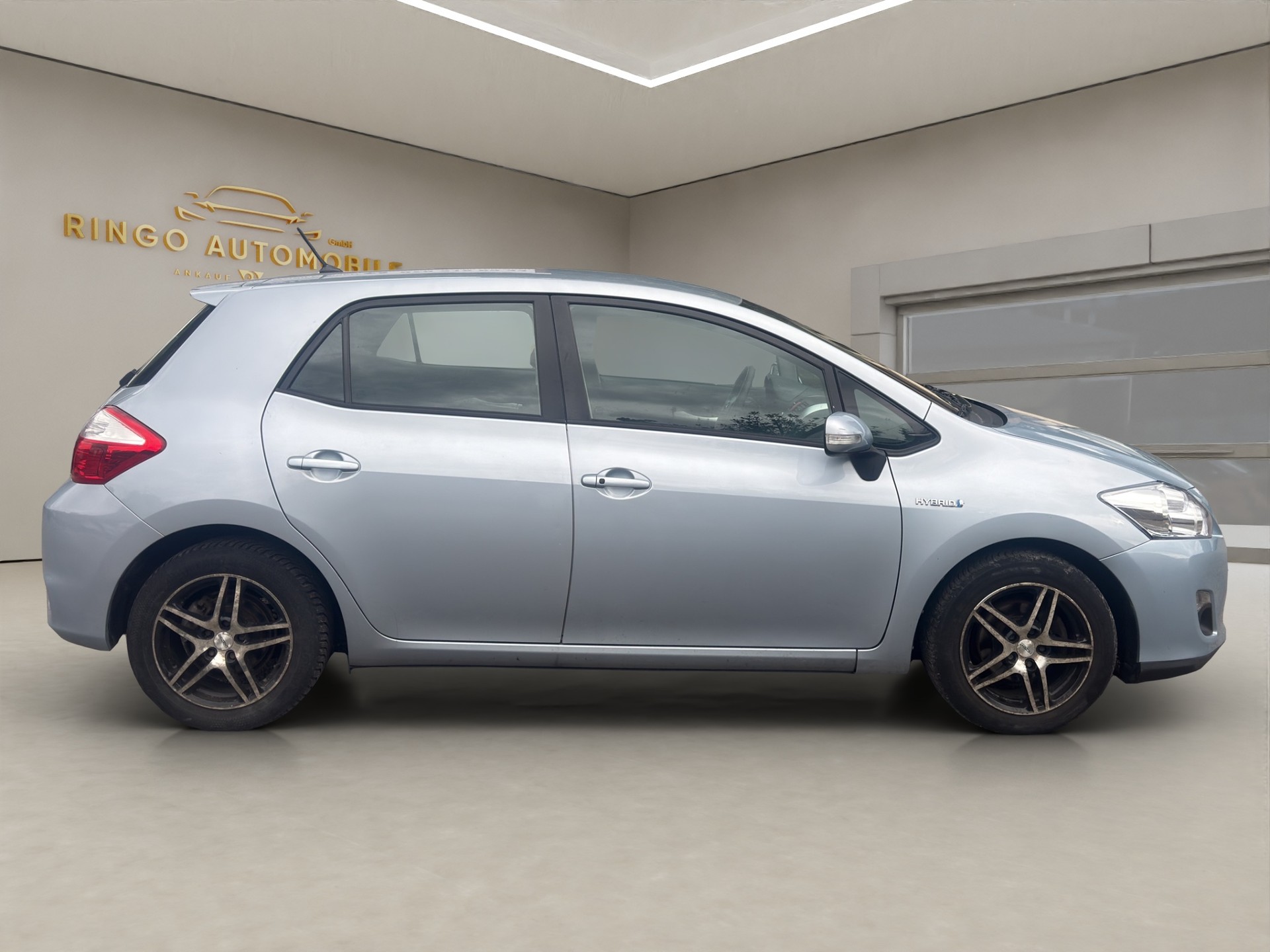 TOYOTA Auris 1.8 16V HSD Linea Sol Premium-image-7