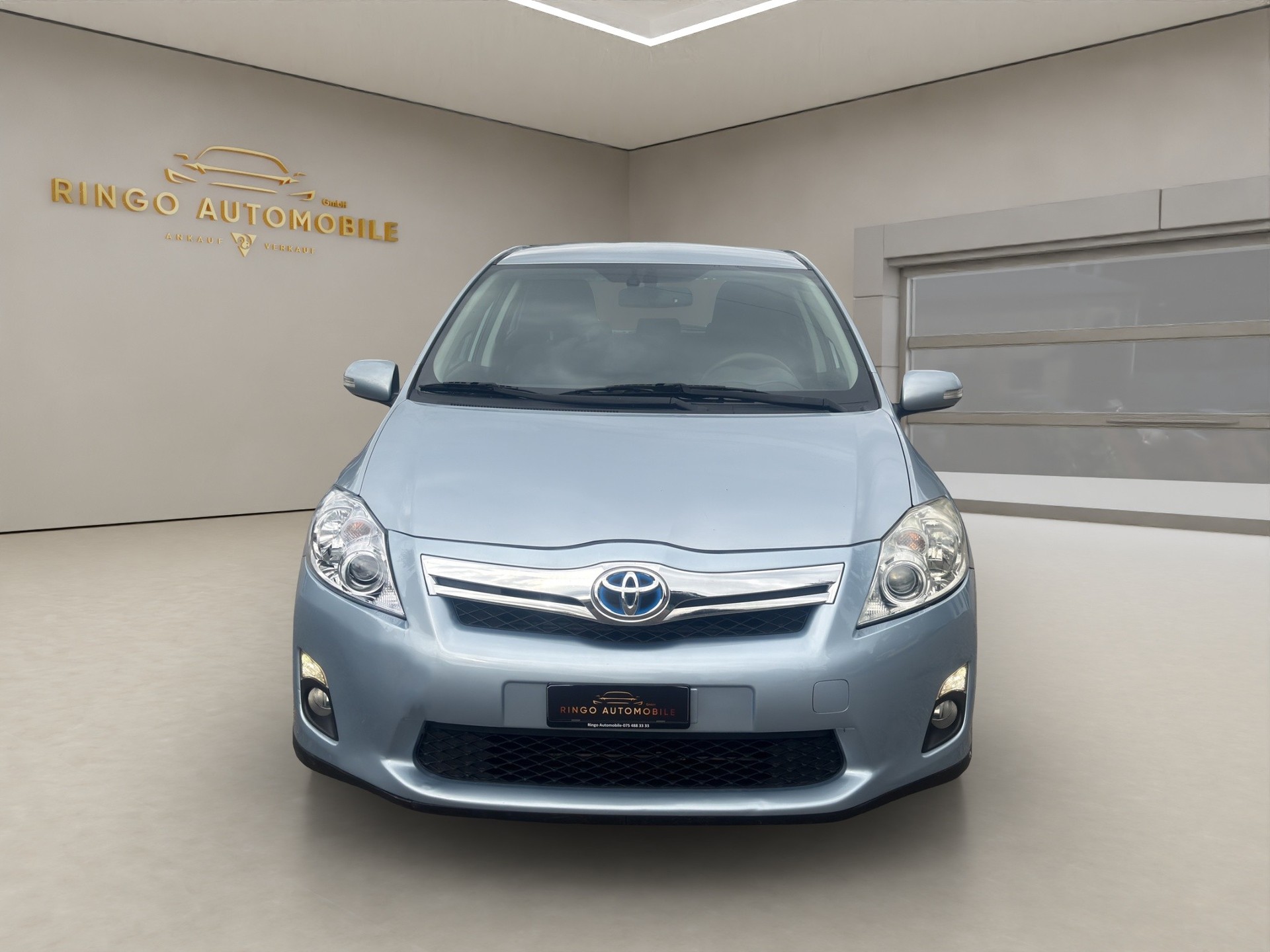 TOYOTA Auris 1.8 16V HSD Linea Sol Premium-image-1