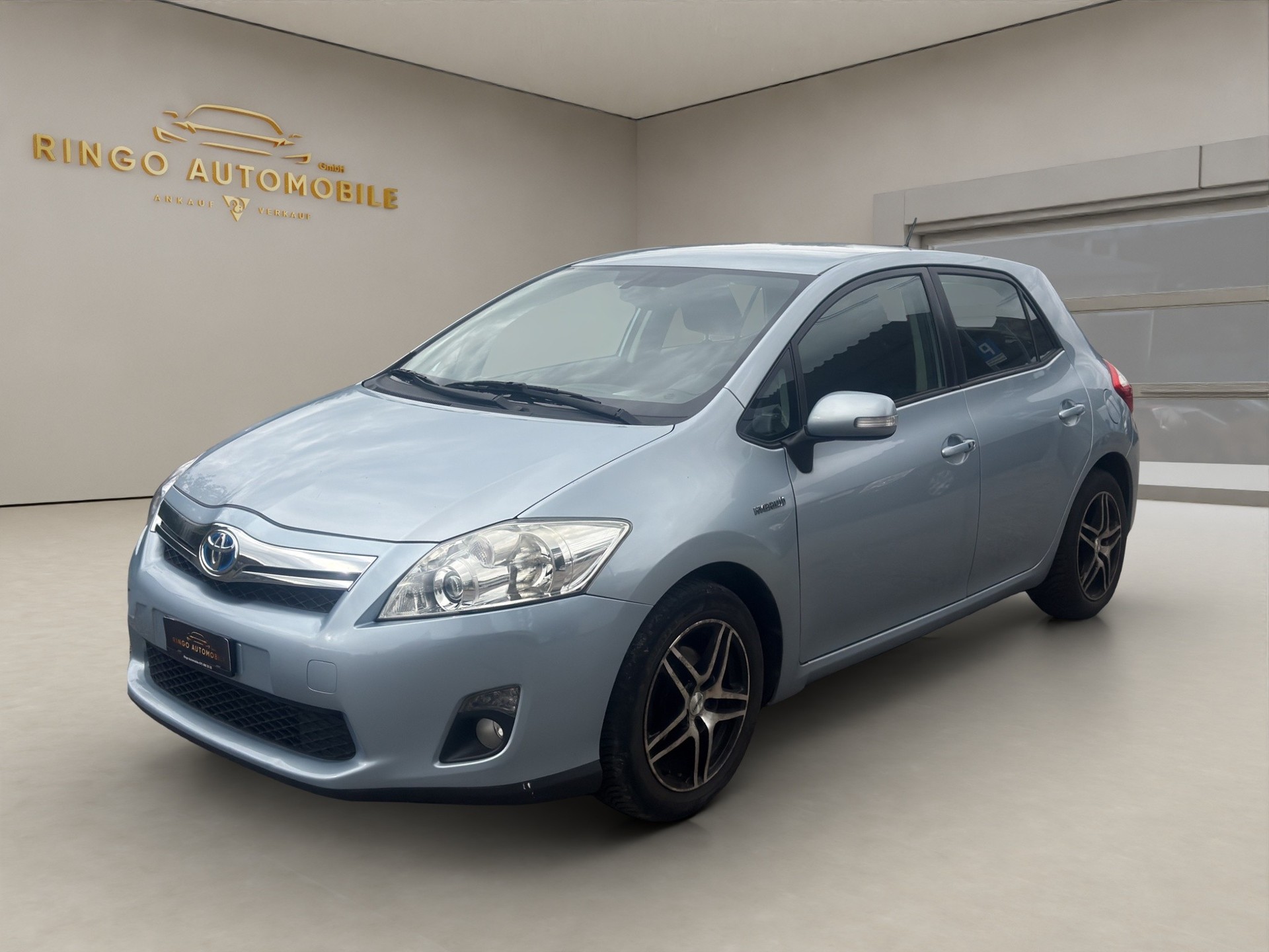 TOYOTA Auris 1.8 16V HSD Linea Sol Premium-image-2