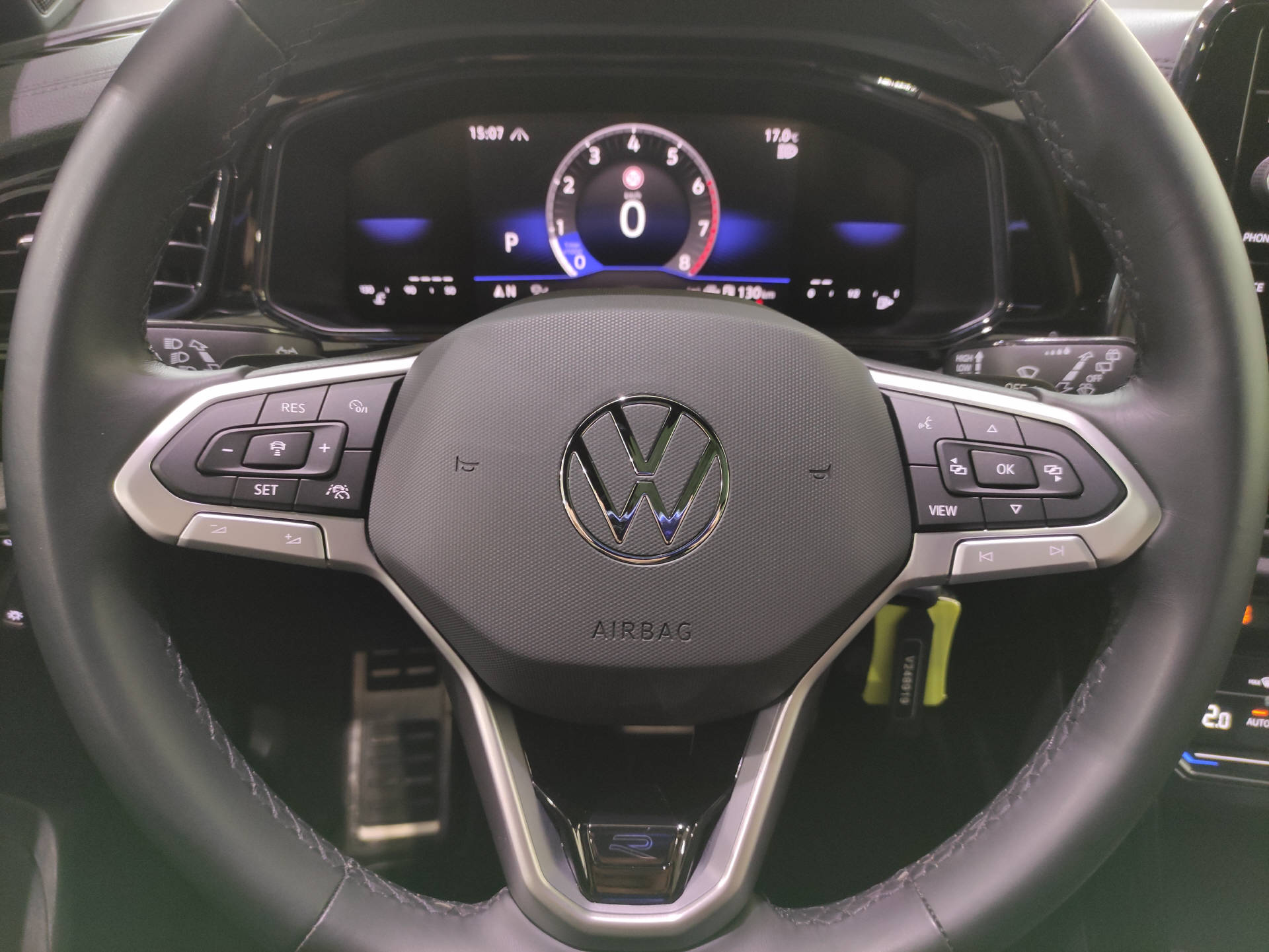 VW T-Roc 2.0 TSI R-Line Black-Style DSG 4motion-image-6