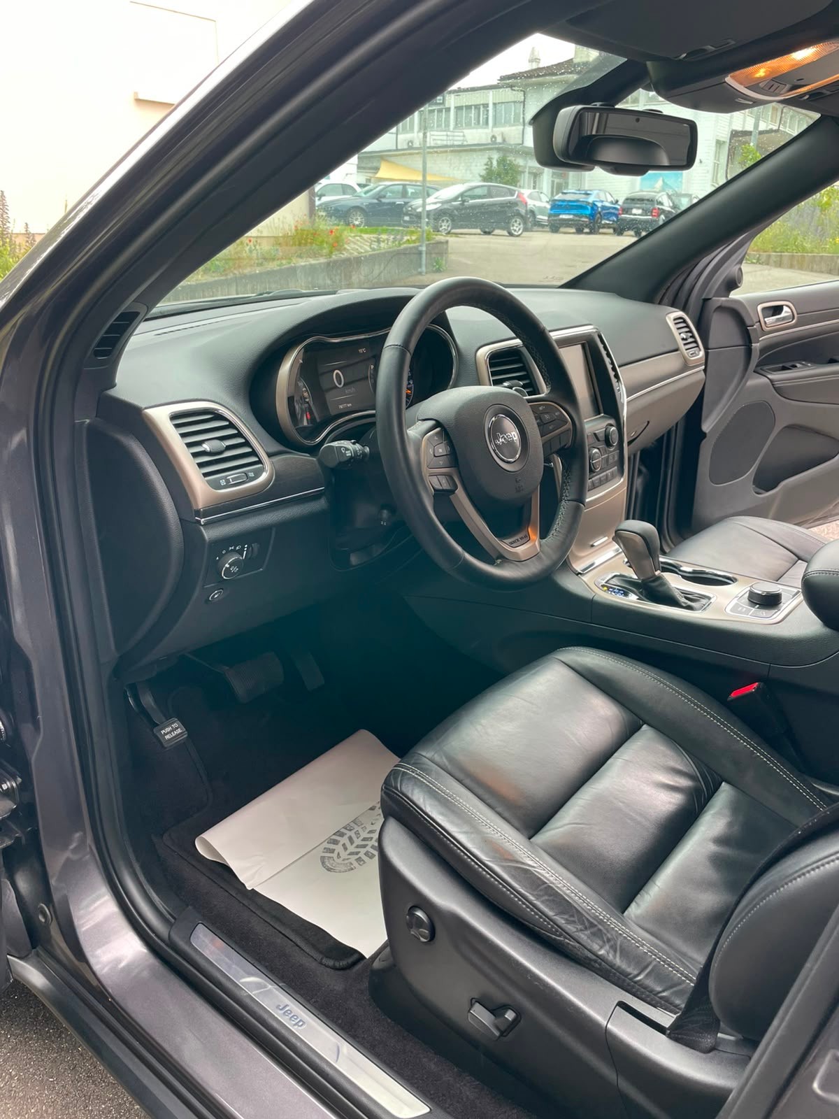JEEP Facelift Grand Cherokee 3.0 CRD Limited Automatic CH-Auto mit Gratis-Service-image-13