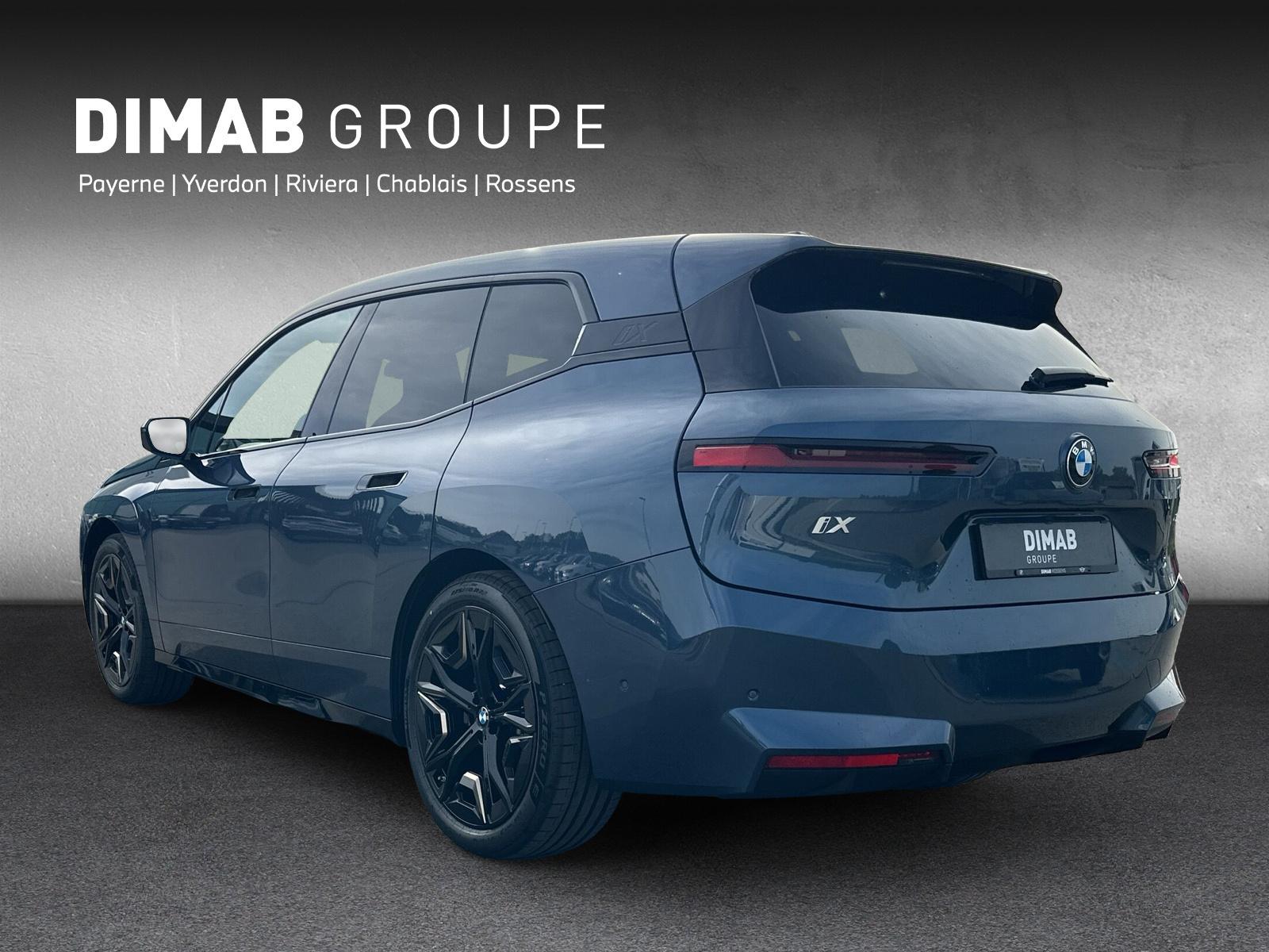 BMW iX xDrive60 i20 (CH) AHK ** Action Leasing à 0.9% ** 📍-image-2