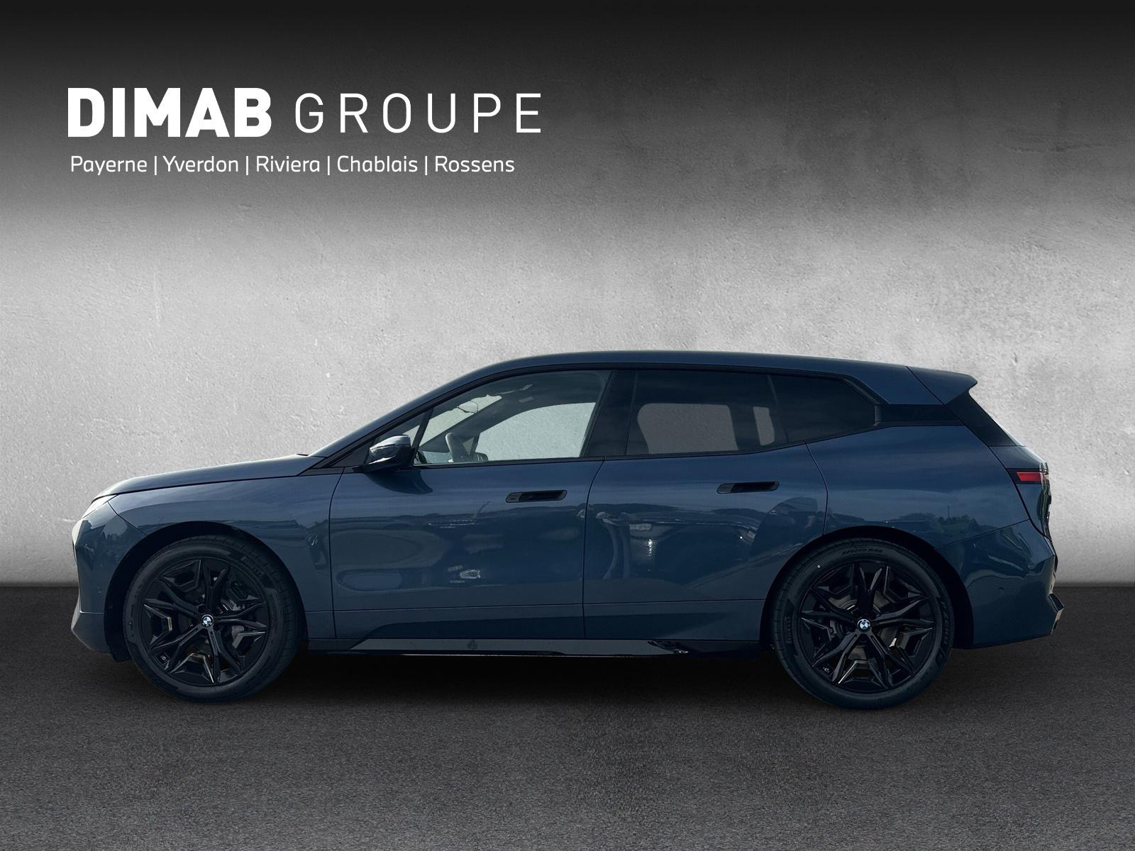 BMW iX xDrive60 i20 (CH) AHK ** Action Leasing à 0.9% ** 📍-image-1