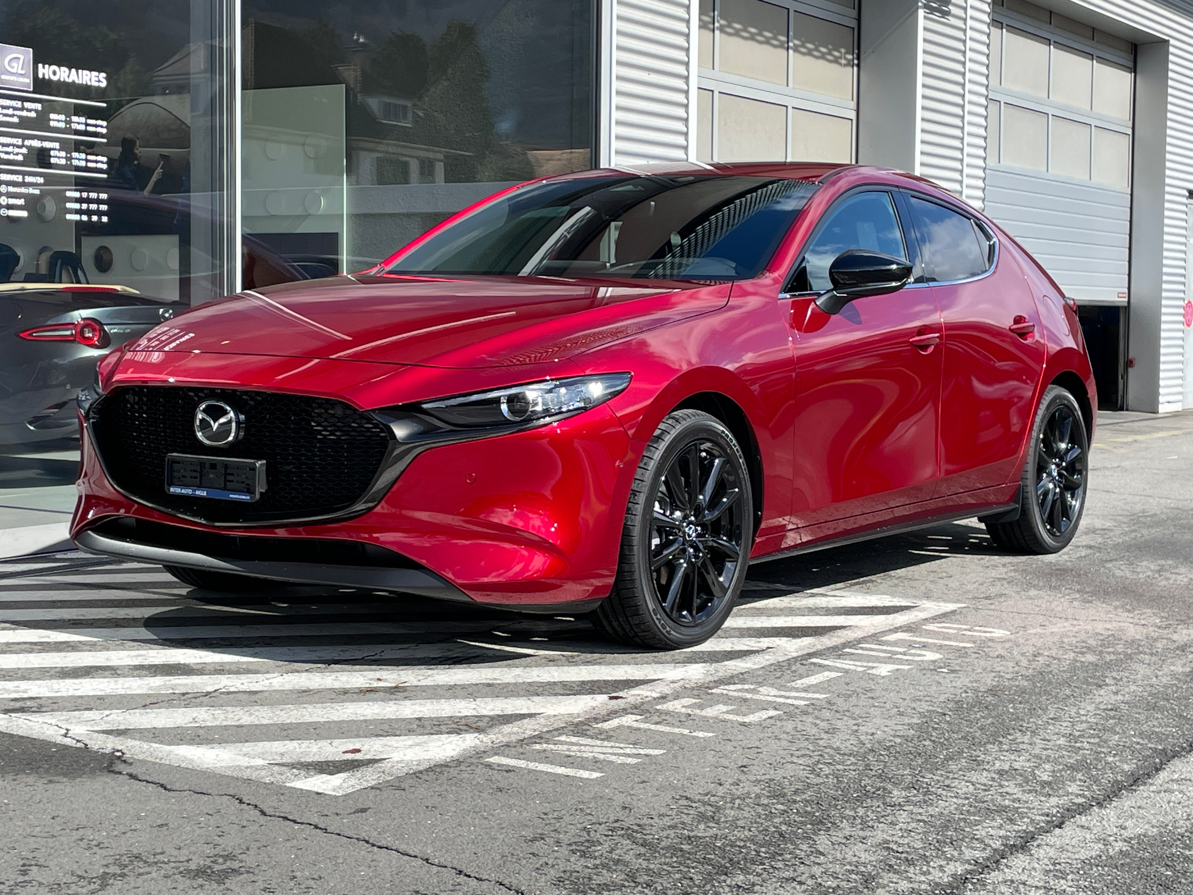 Photo MAZDA 3 3 Hatchback SKYACTIV-X M Hybrid 186 Homura Automat