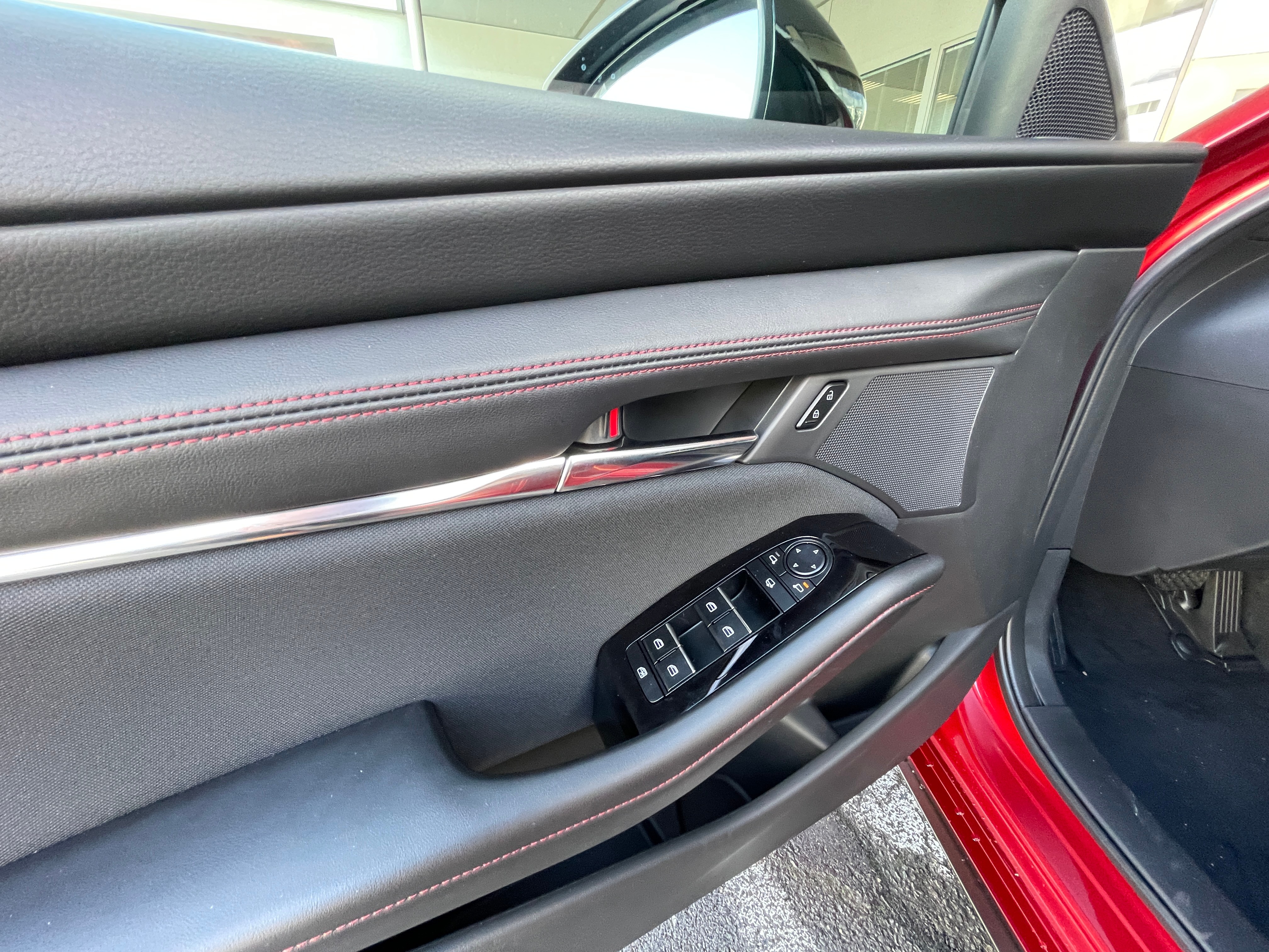 Image MAZDA 3 3 Hatchback SKYACTIV-X M Hybrid 186 Homura Automat