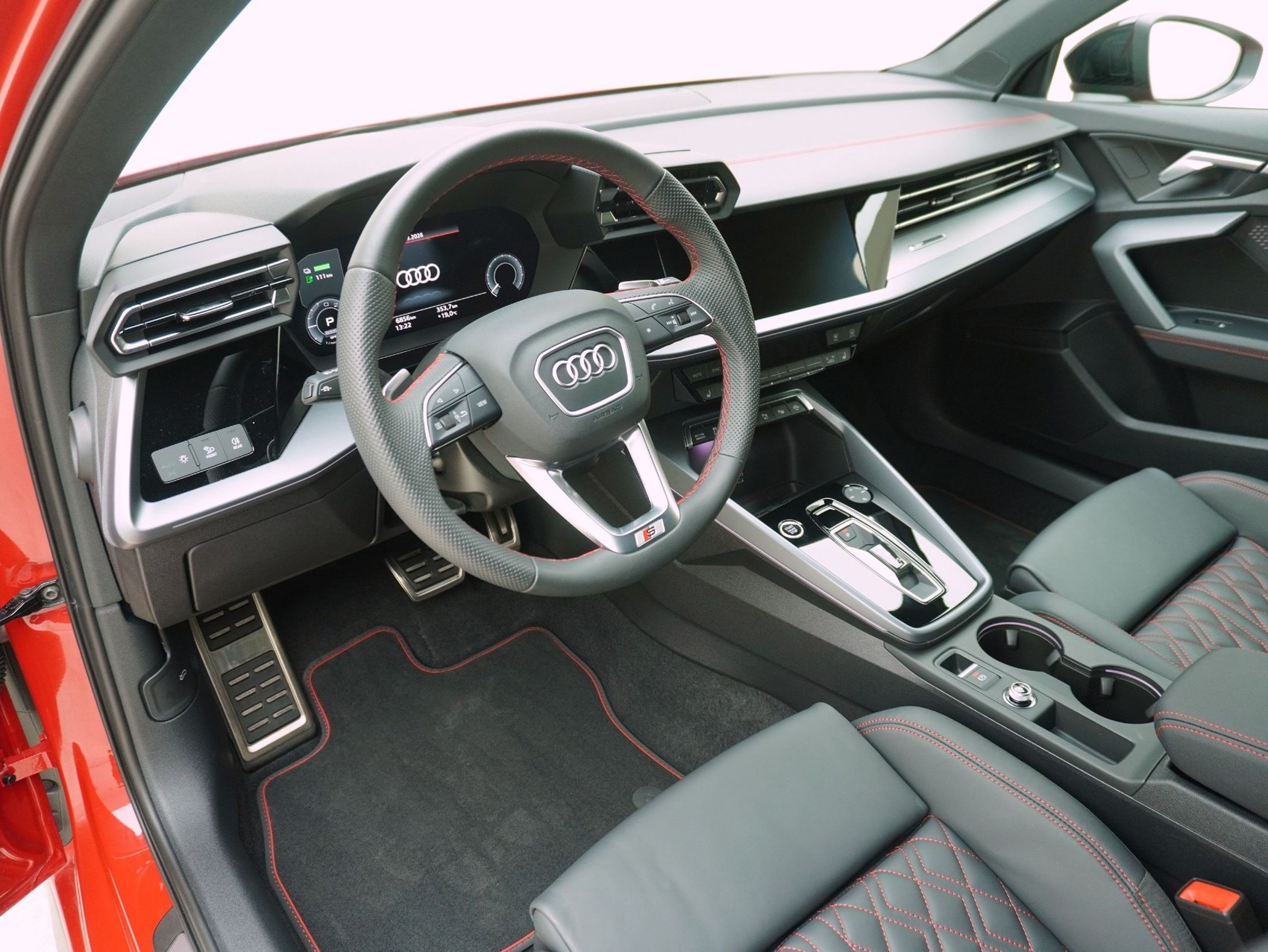 AUDI A3 Sportback 45 TFSI e S Line S-Tronic **Audi Werksgarantie bis 03/2030**-image-9