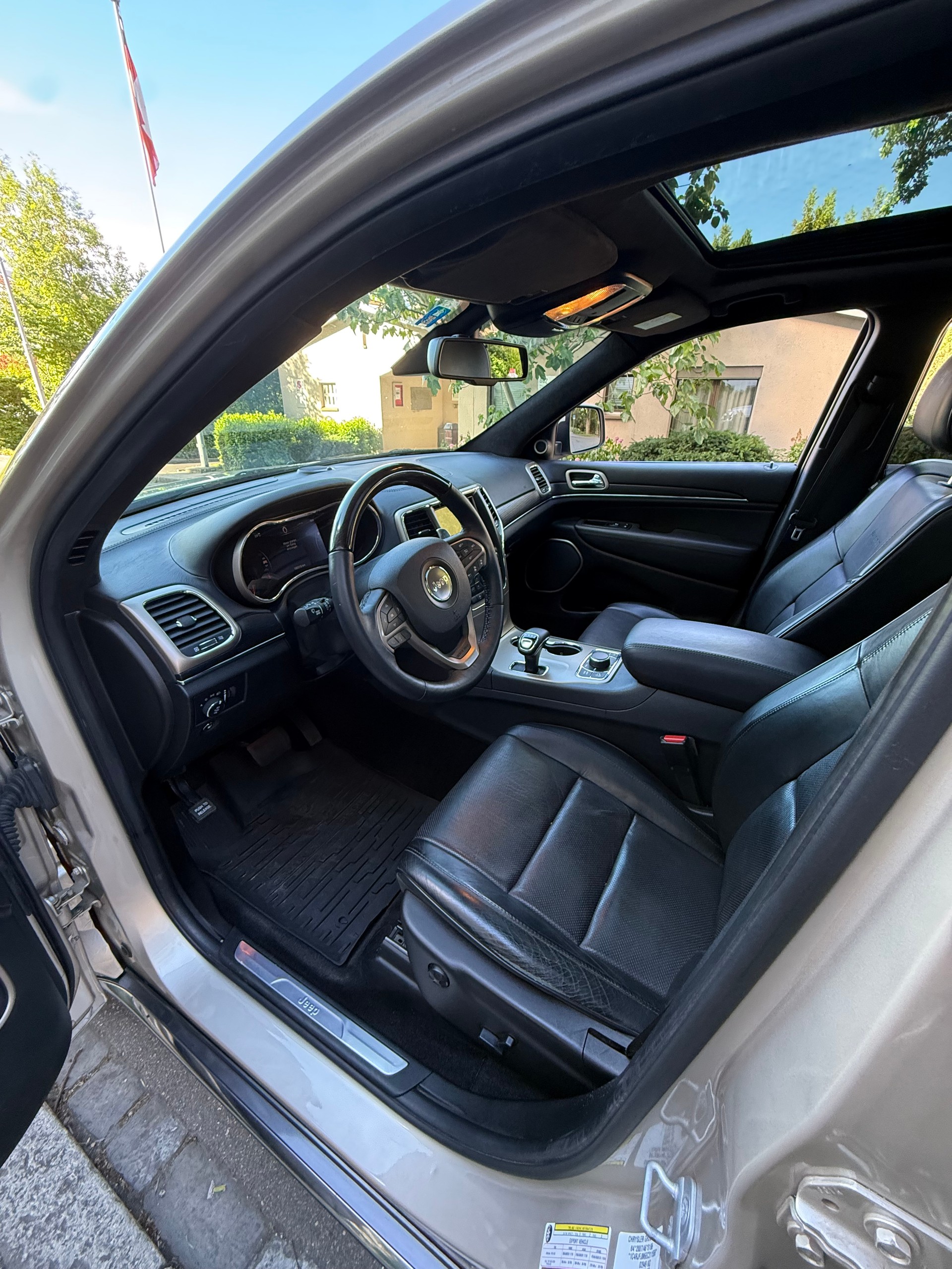JEEP Grand Cherokee 3.0 CRD 250 Summit-image-12