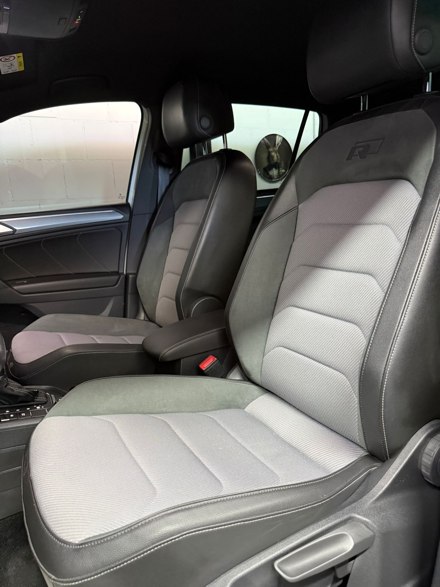 VW Tiguan 2.0TSI Highline R-Line 4Motion DSG / Top Austattung / Anhängerkupplung /-image-19