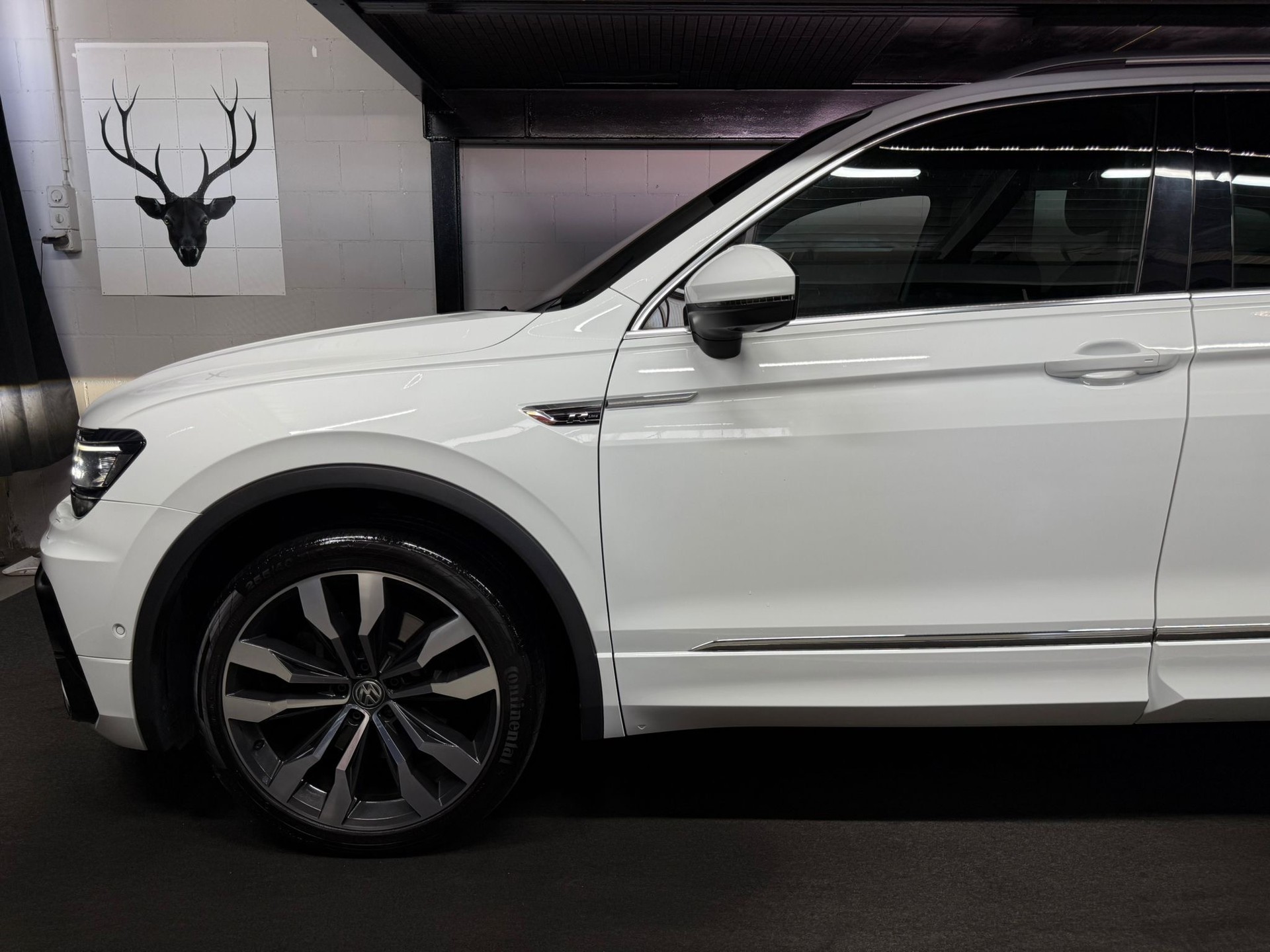 VW Tiguan 2.0TSI Highline R-Line 4Motion DSG / Top Austattung / Anhängerkupplung /-image-8