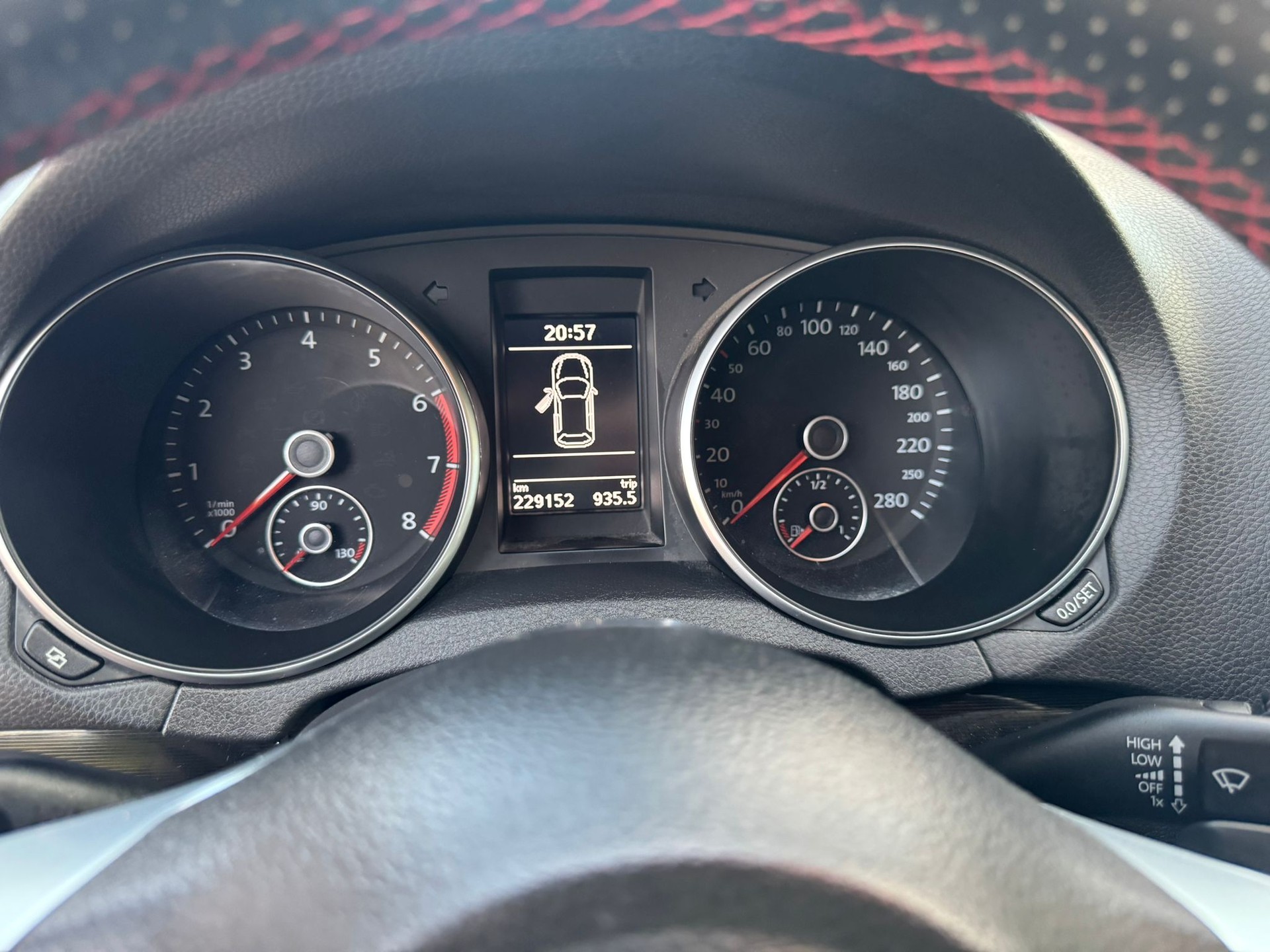 VW Golf 2.0 TSI GTI DSG-image-23