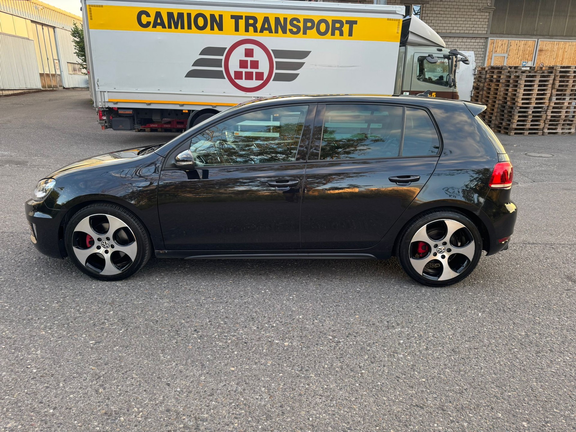 VW Golf 2.0 TSI GTI DSG-image-8