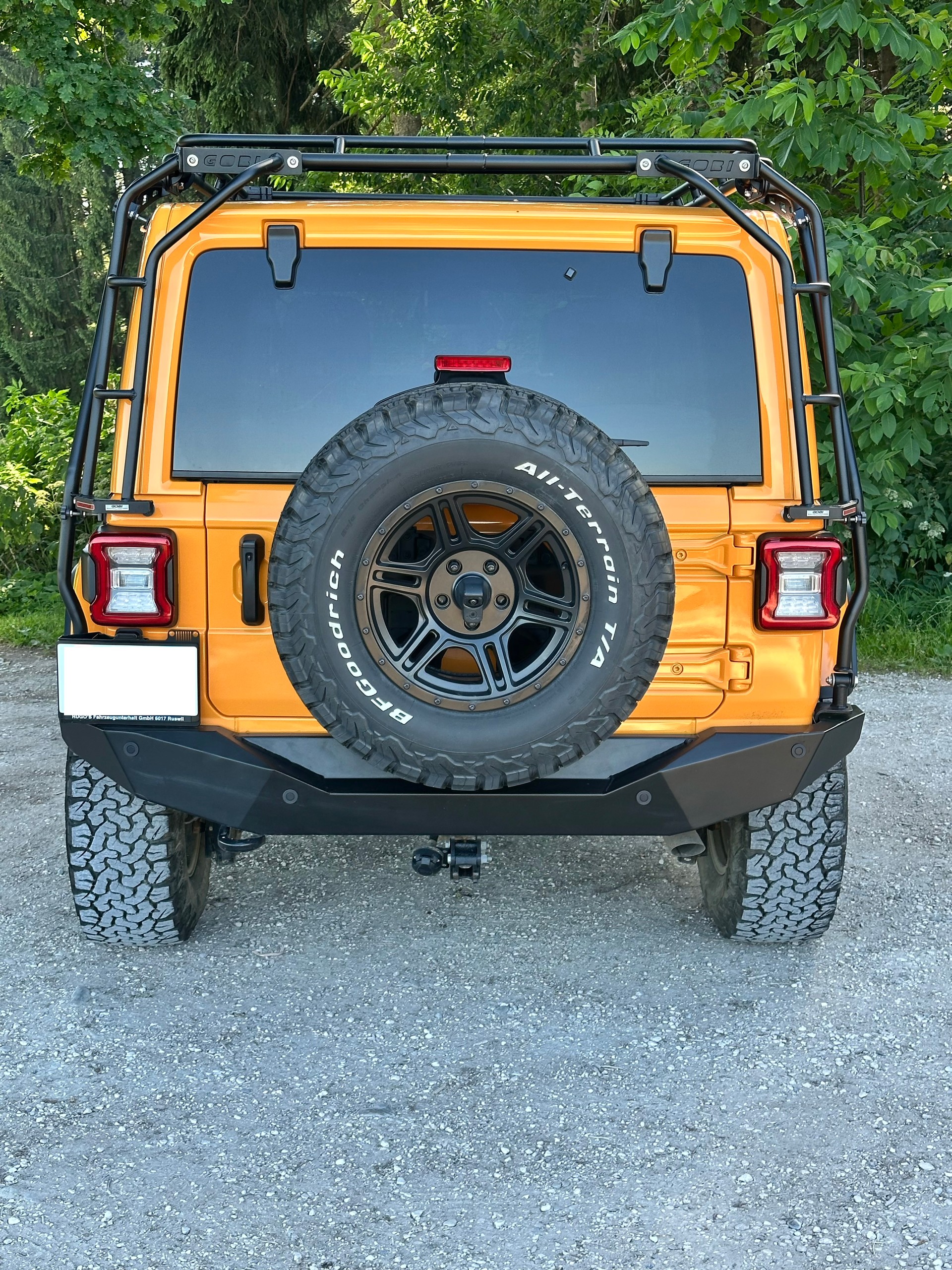 JEEP 2.0 Turbo 80th Anniversary Unlimited-image-3