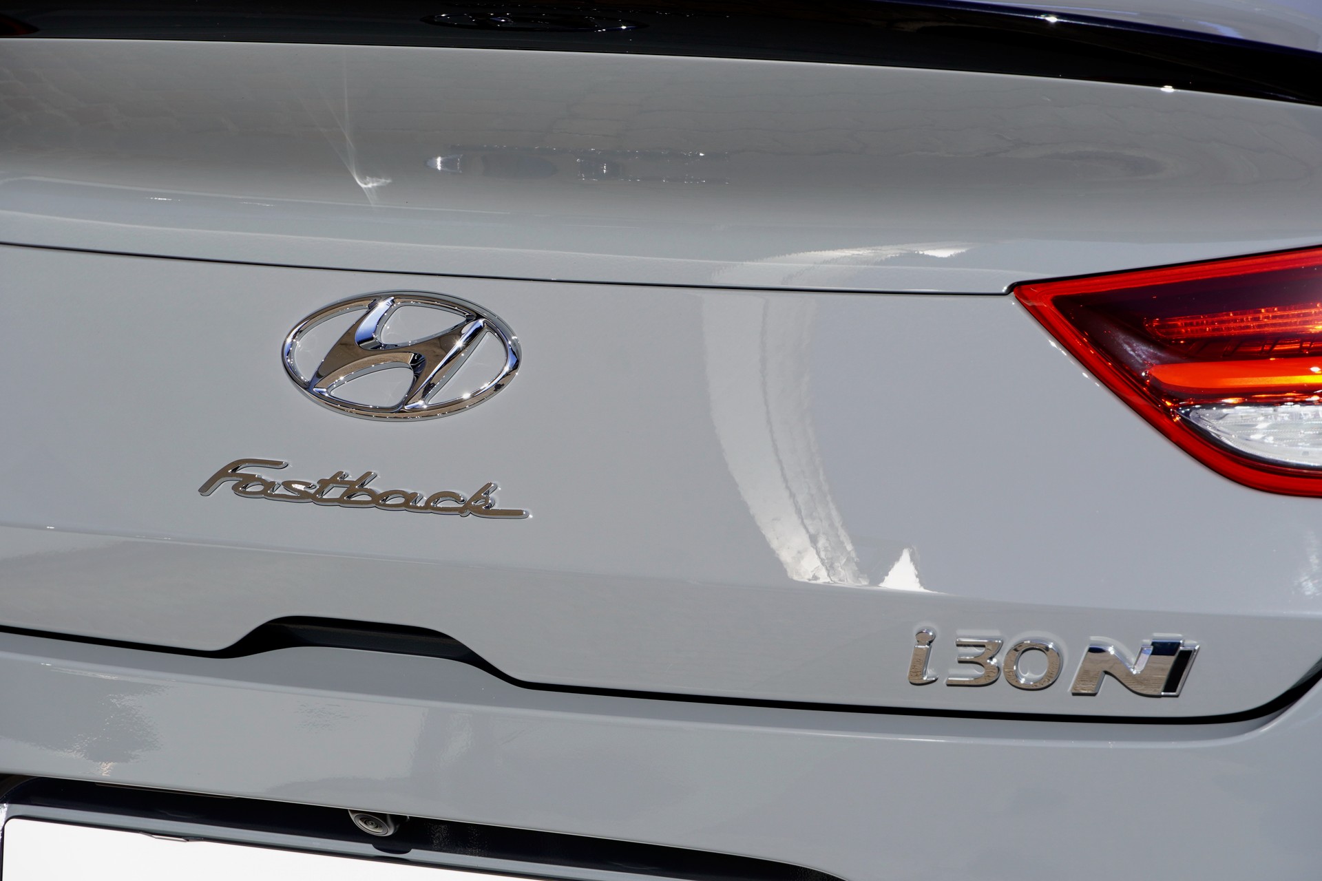 HYUNDAI i30 Fastback 2.0 T-GDi N DCT-image-8