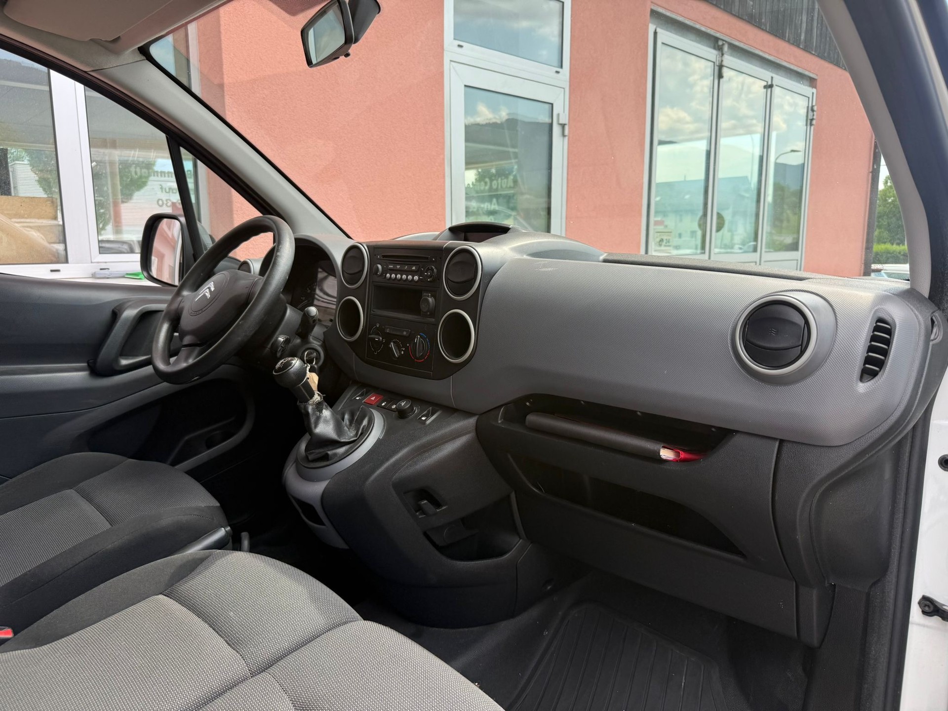 CITROEN Berlingo 1.6 VTi 98 Komfort-image-10
