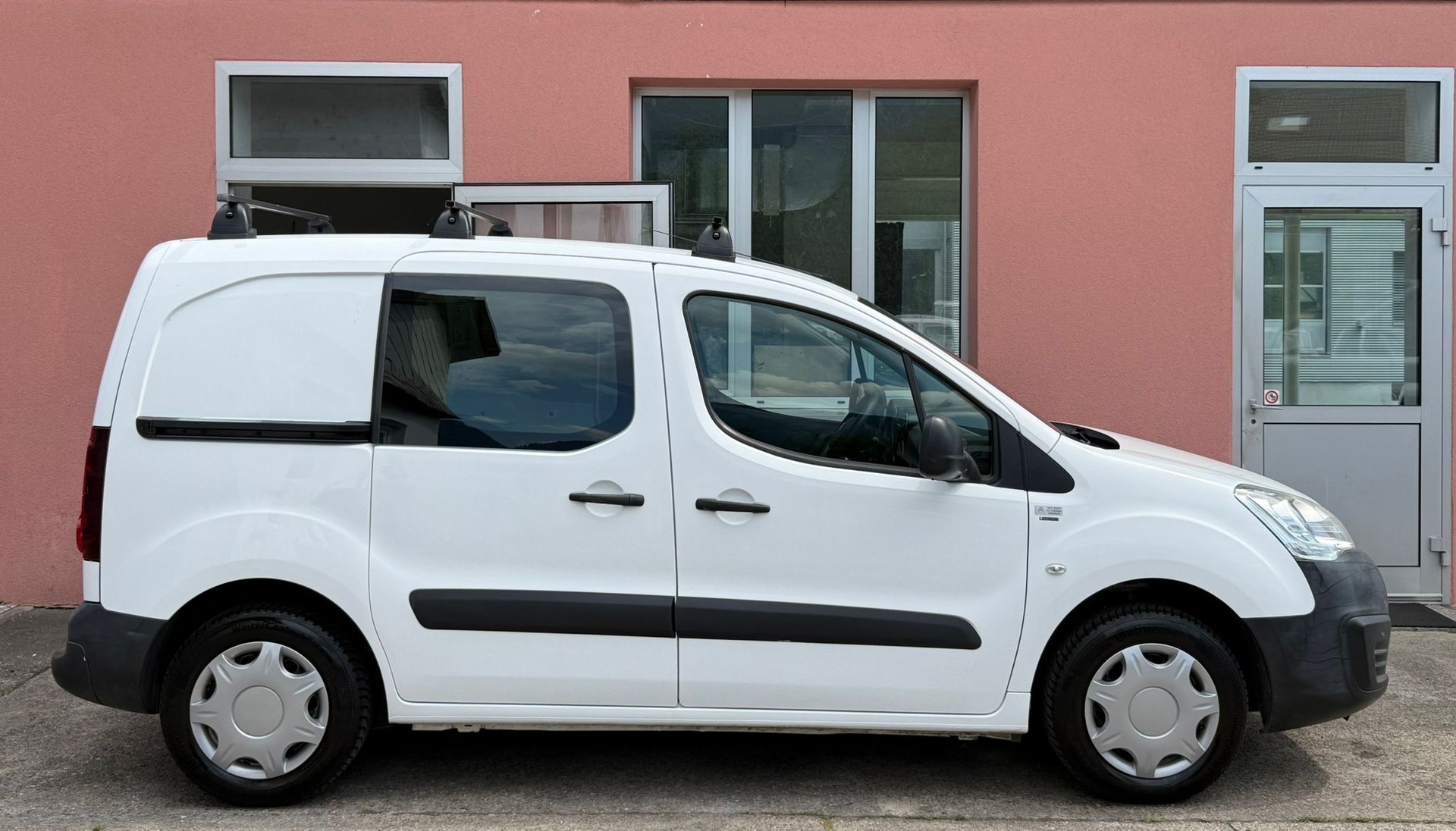 CITROEN Berlingo 1.6 VTi 98 Komfort-image-1