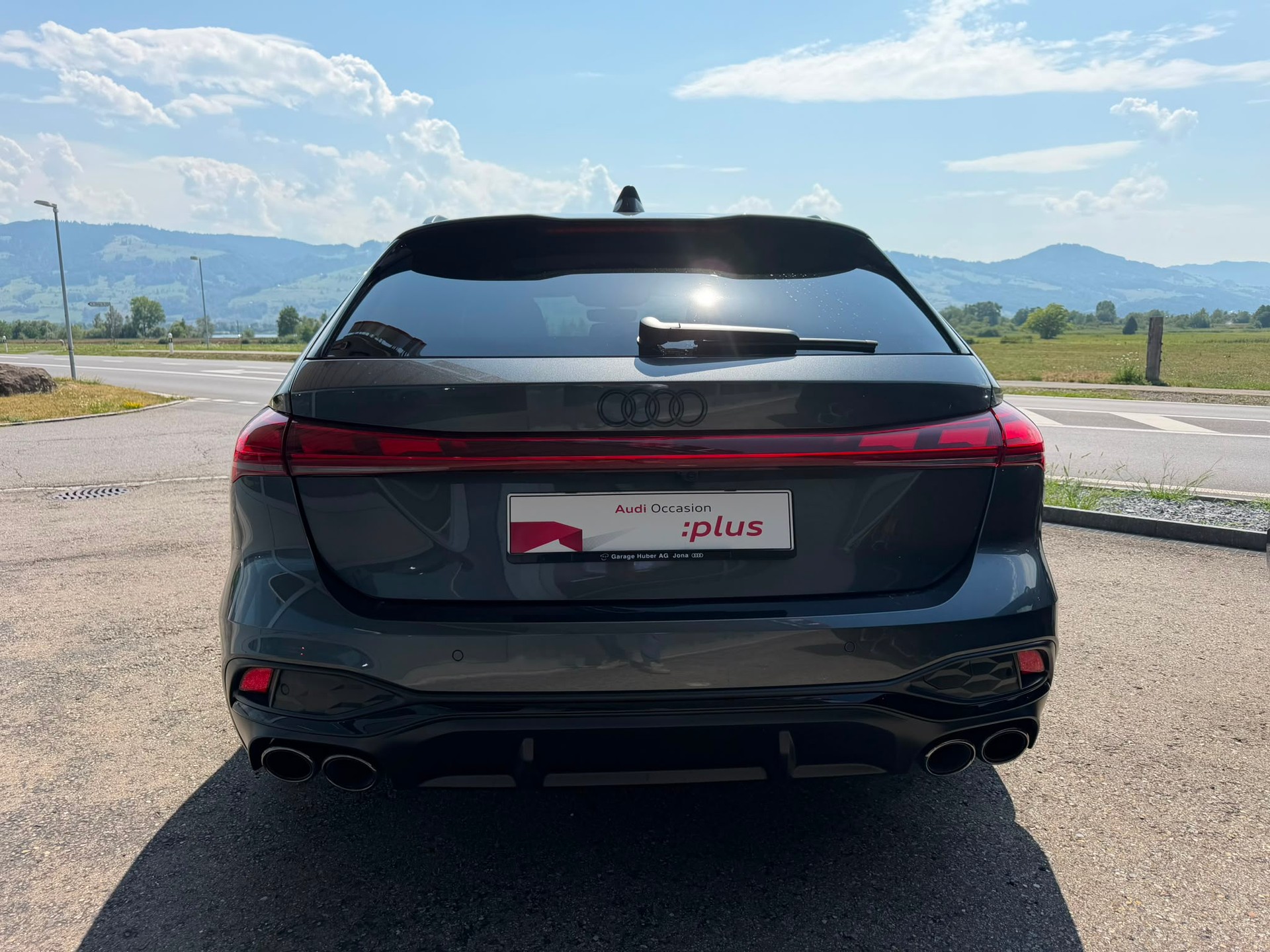 AUDI S5 Avant TFSI quattro S tronic-image-3