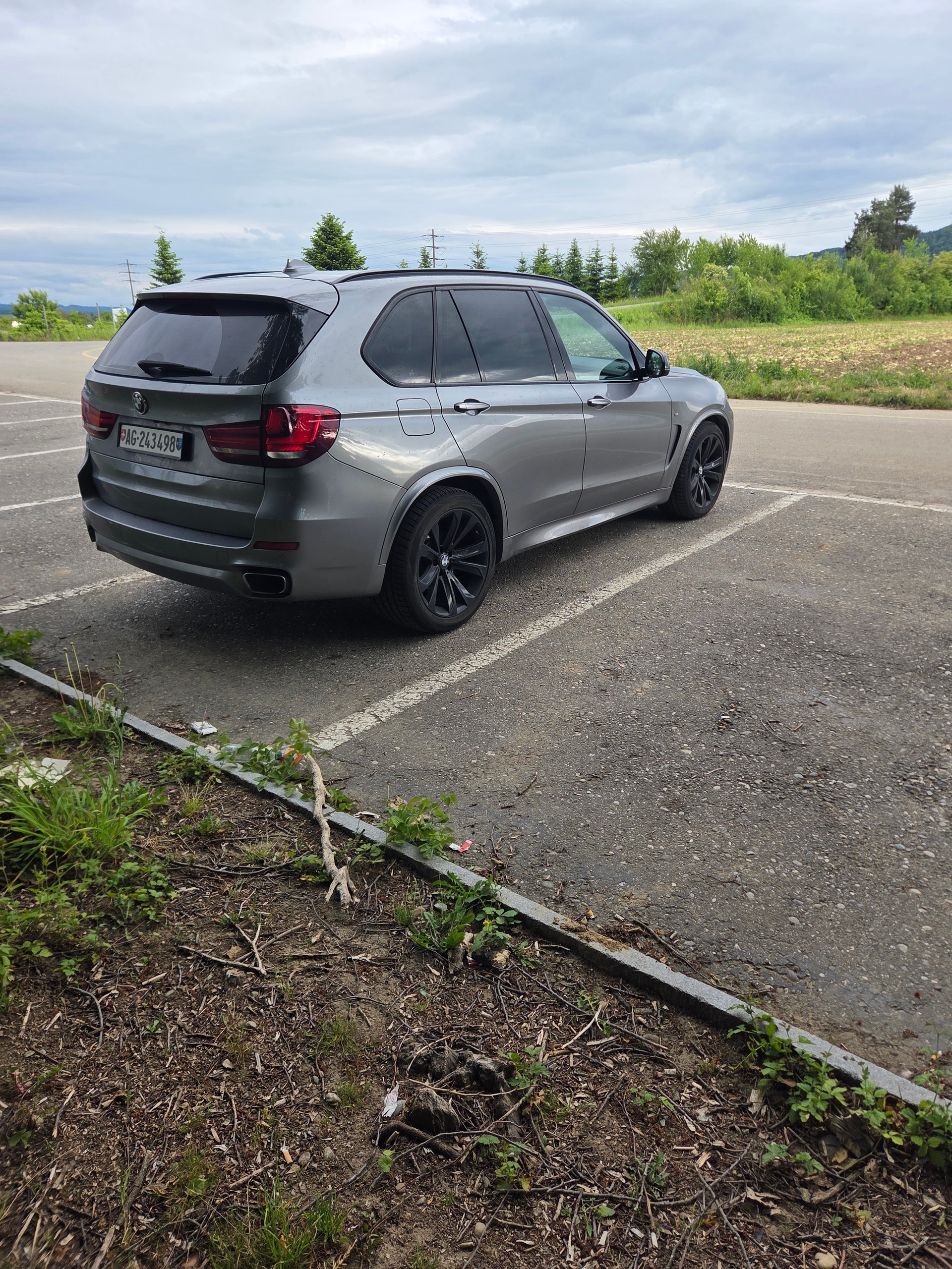 BMW 30d xDrive-image-4