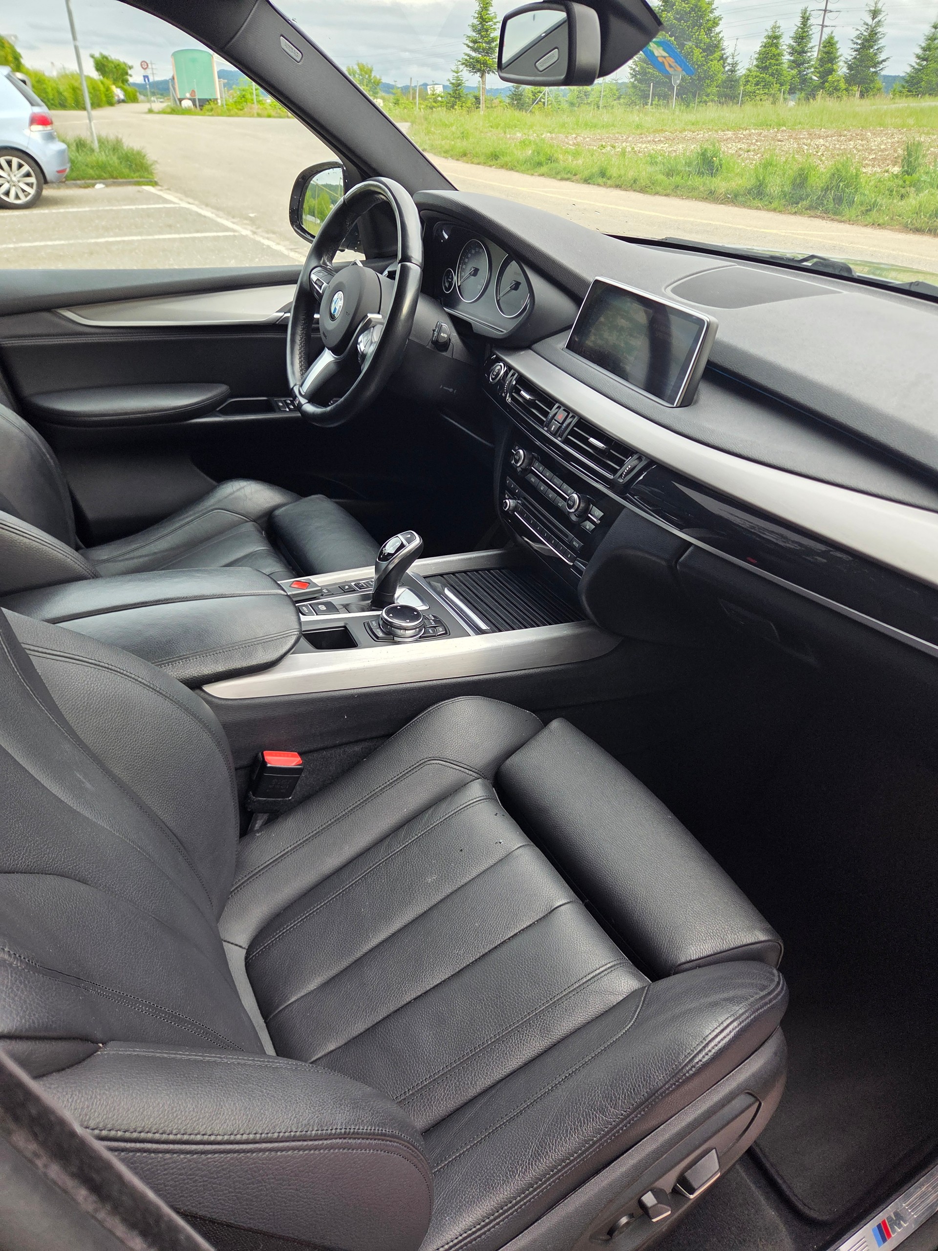 BMW 30d xDrive-image-2