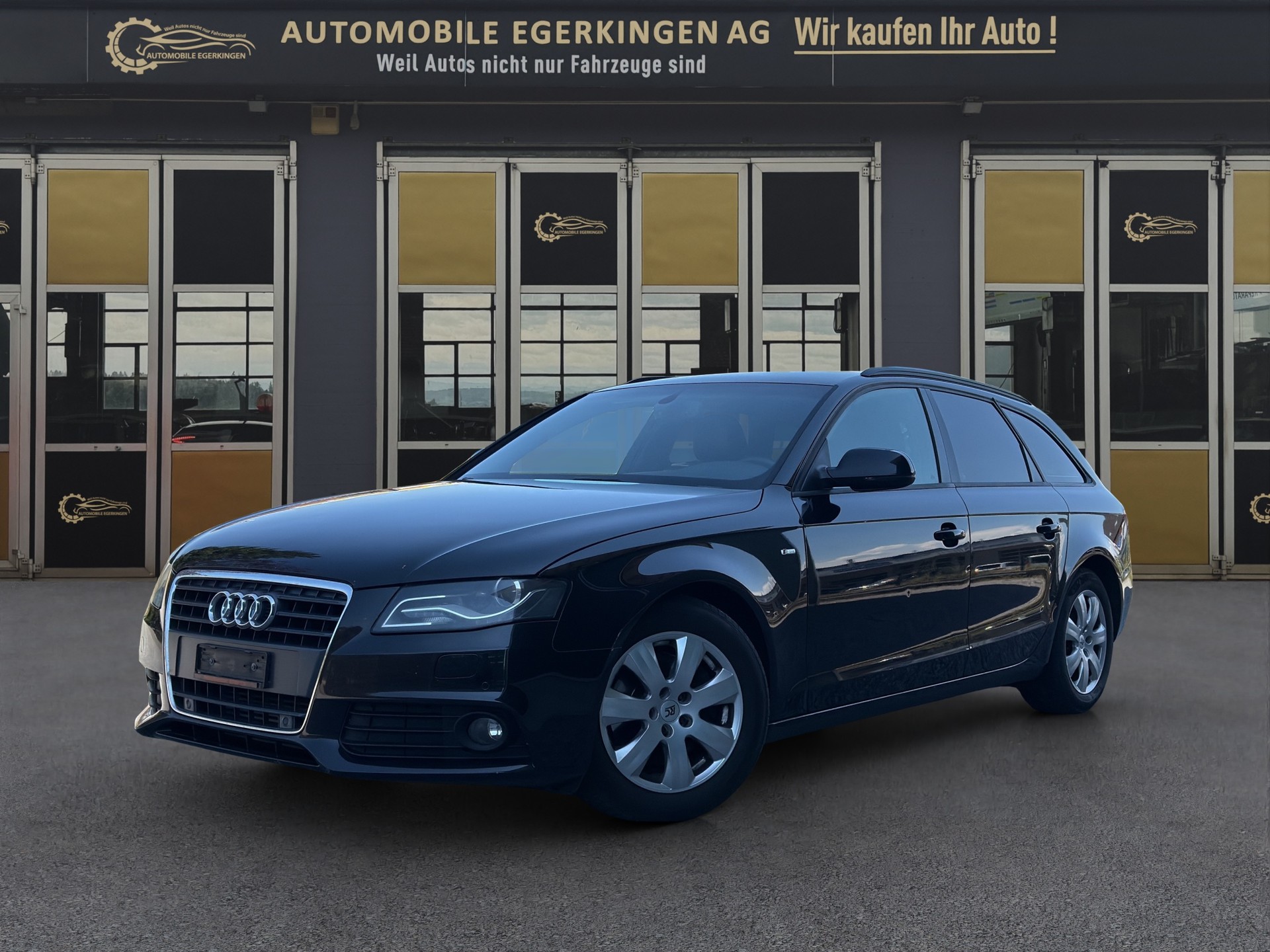 AUDI A4 Avant 2.0 TFSI multitronic-image-0