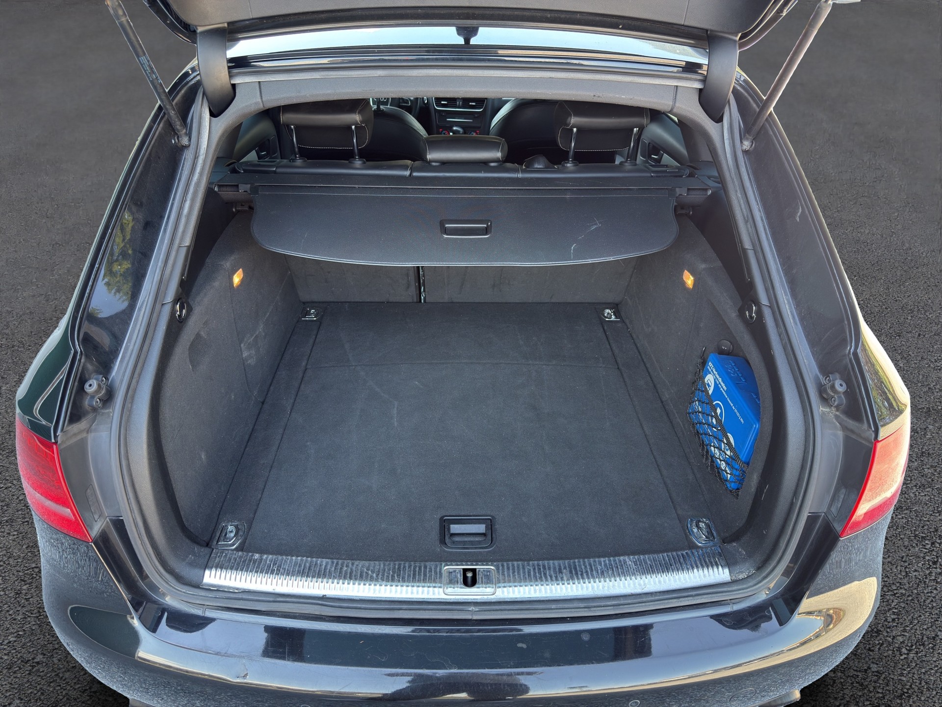 AUDI A4 Avant 2.0 TFSI multitronic-image-13