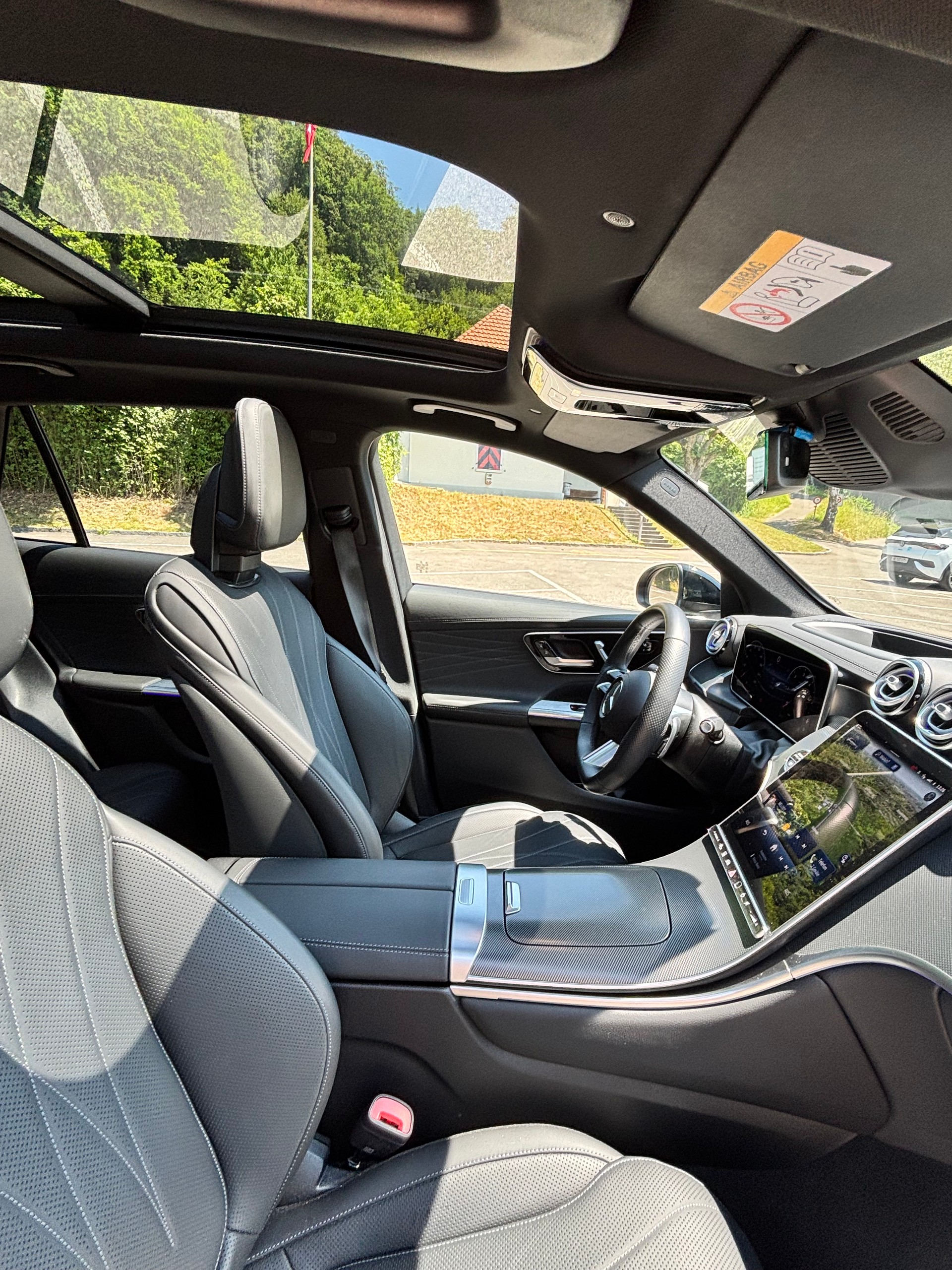 MERCEDES-BENZ GLC 450 d AMG Line 4matic-image-4