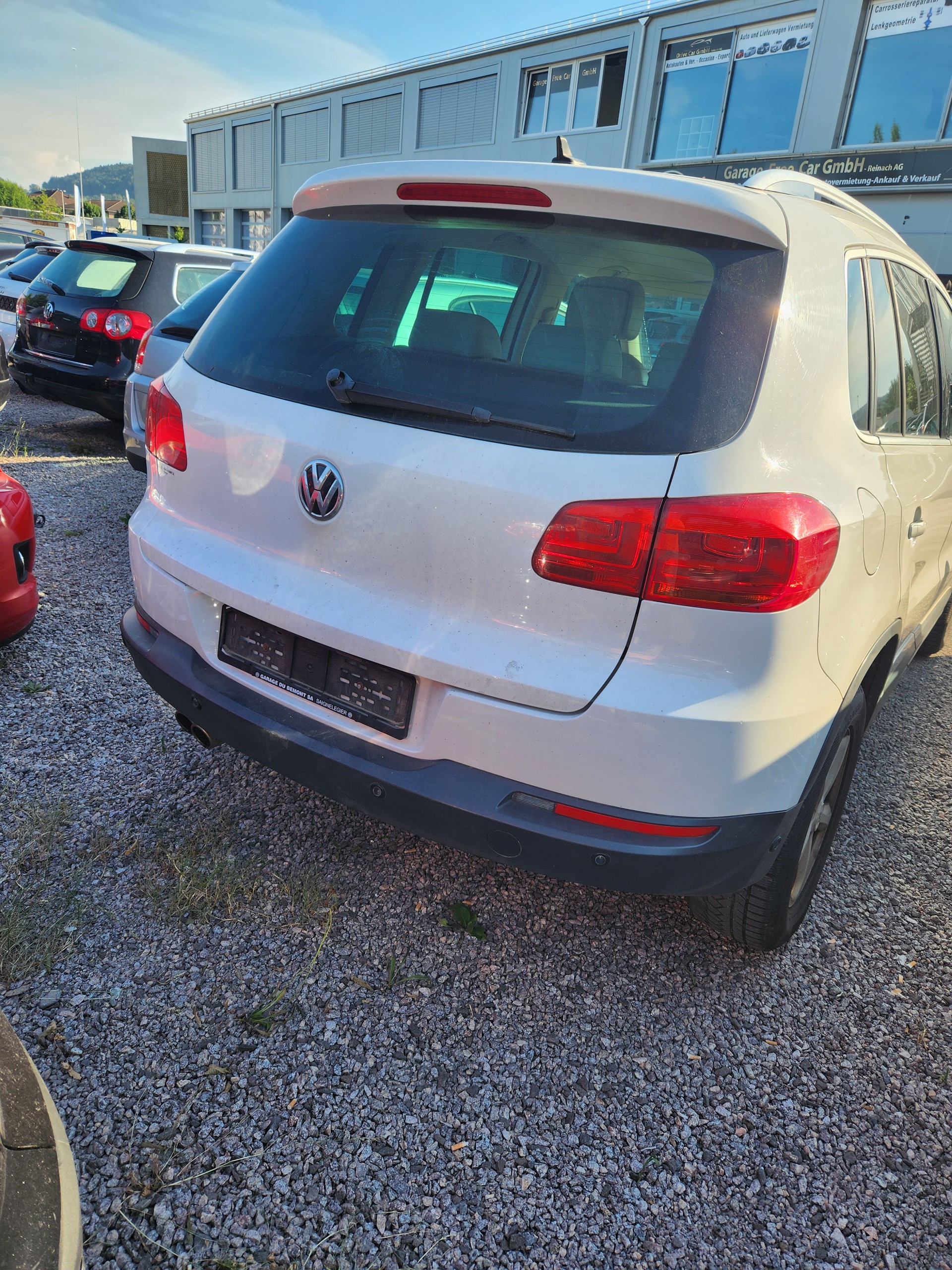VW Tiguan 2.0 TDI BlueMotion Track&Style 4Motion DSG-image-5