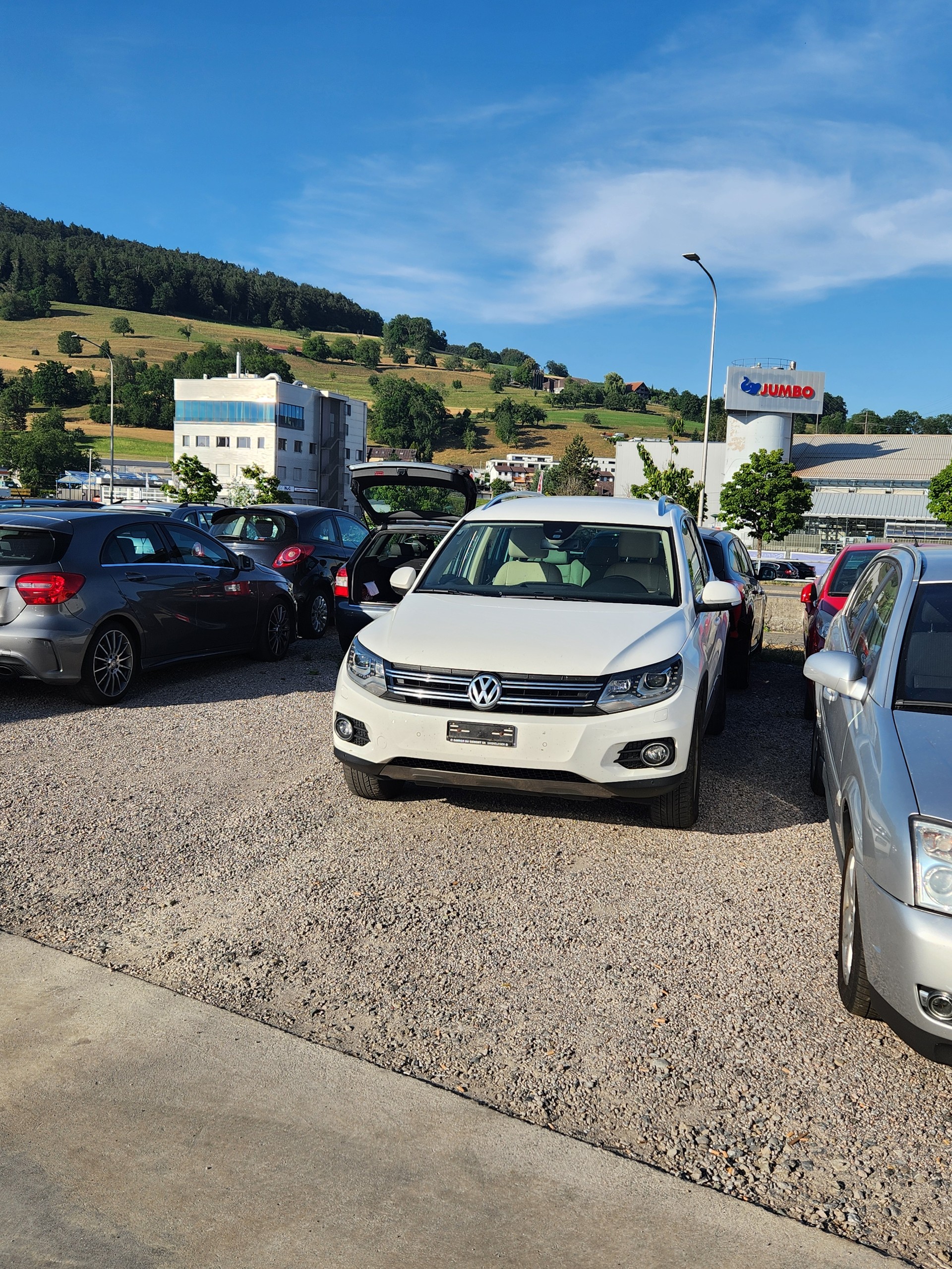 VW Tiguan 2.0 TDI BlueMotion Track&Style 4Motion DSG-image-11