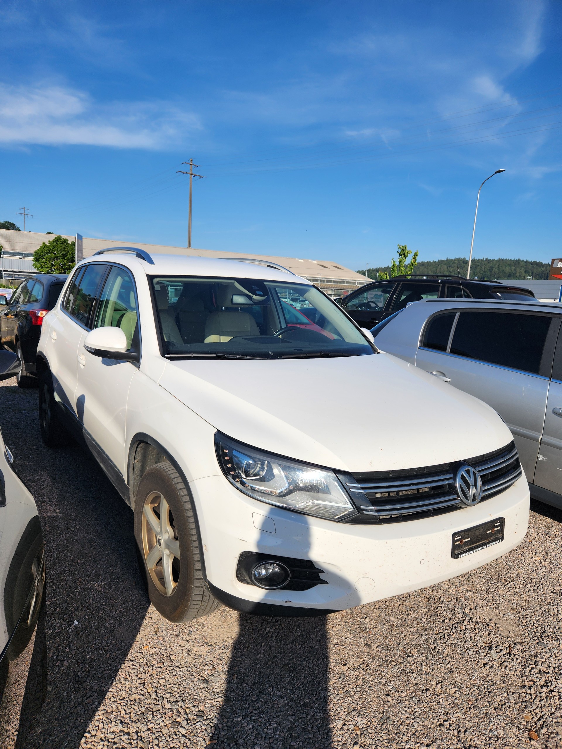 VW Tiguan 2.0 TDI BlueMotion Track&Style 4Motion DSG-image-2