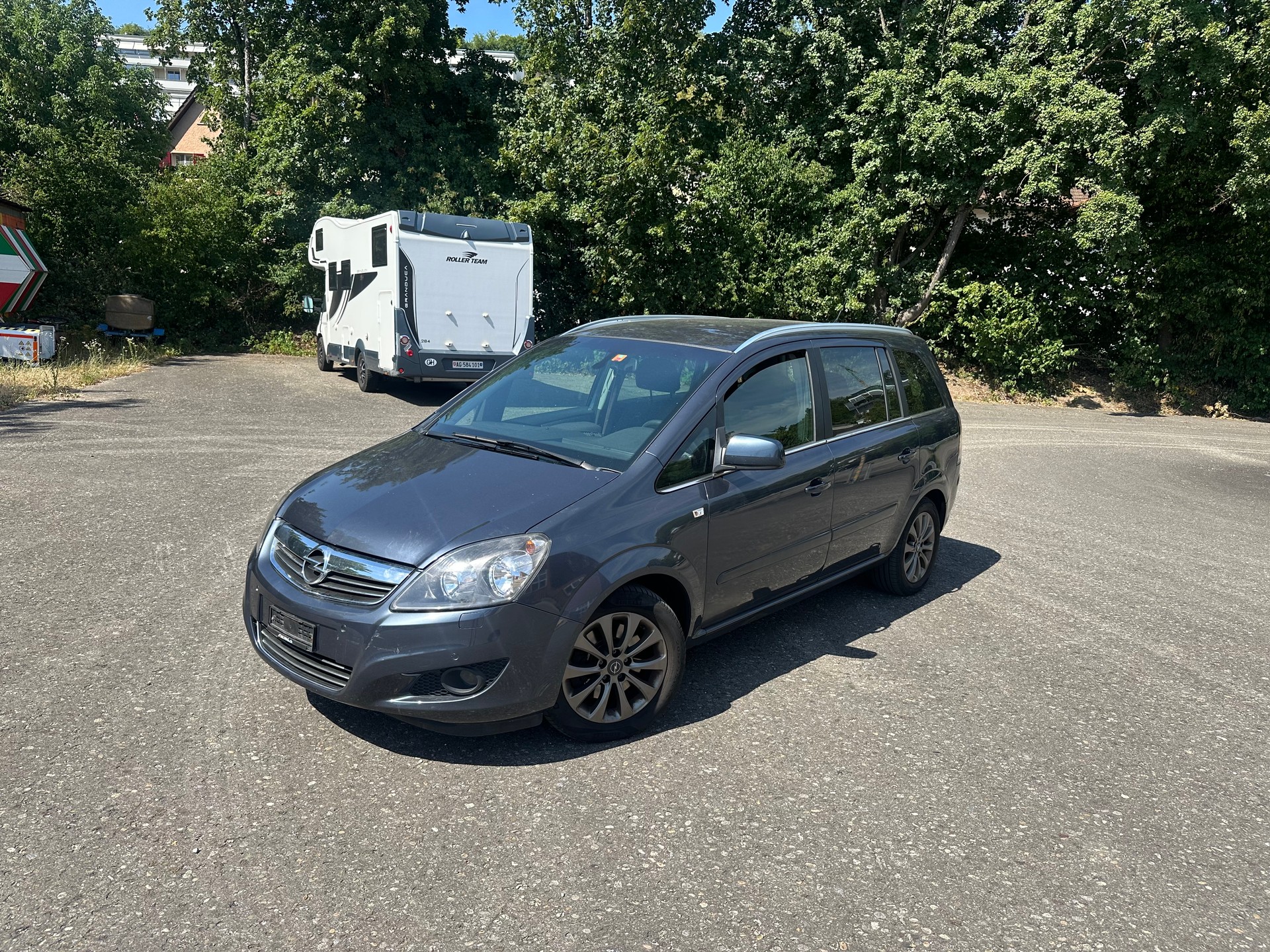 OPEL Zafira 1.9 CDTI Anniversary Edition Automatic-image-0