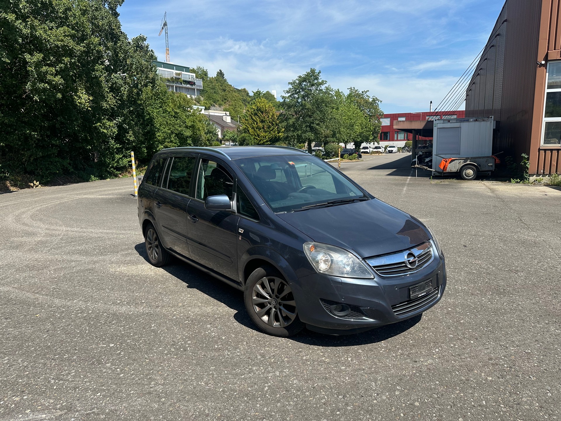 OPEL Zafira 1.9 CDTI Anniversary Edition Automatic-image-2