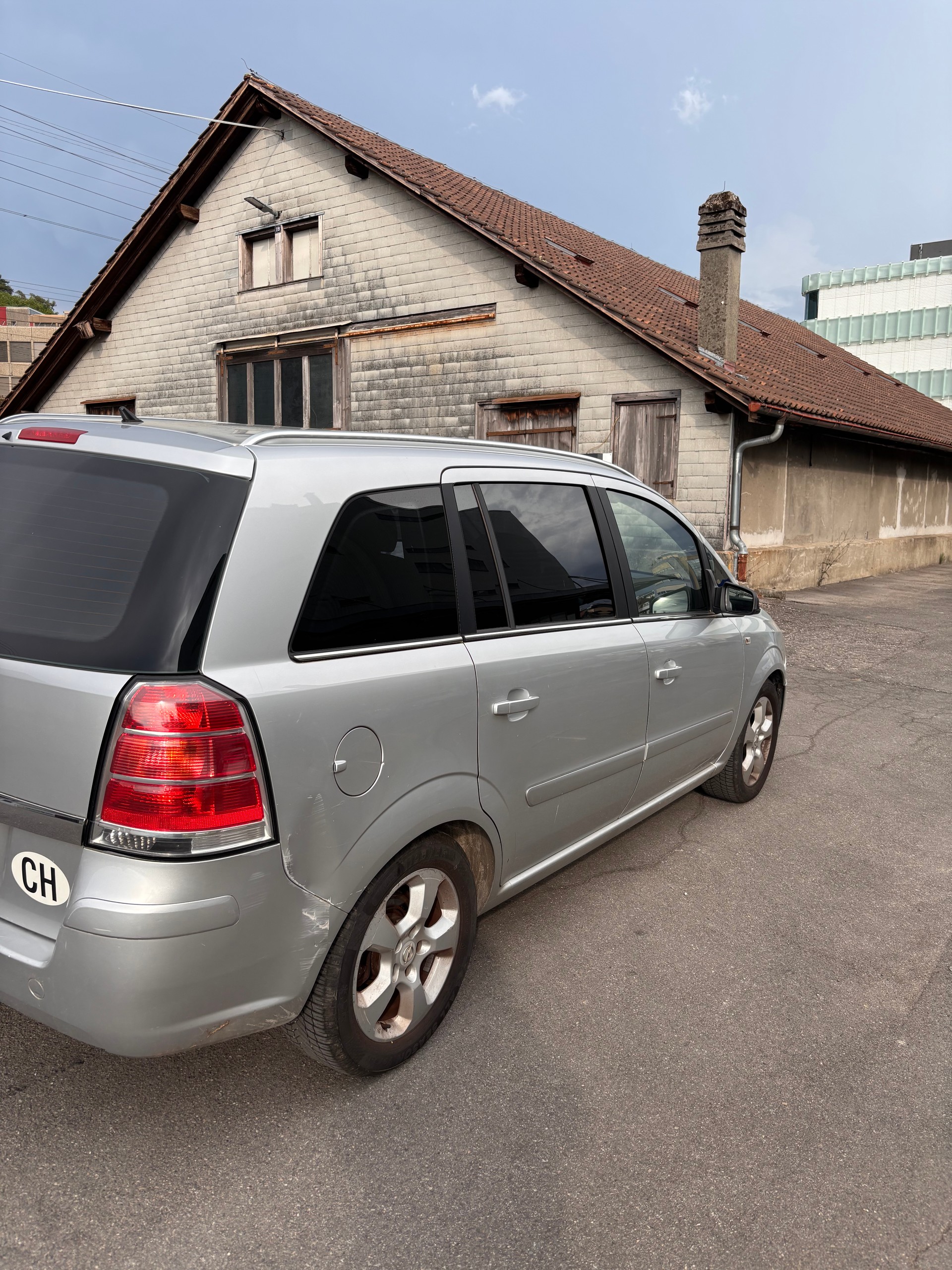 OPEL Zafira 2.2i 16V Cosmo-image-4