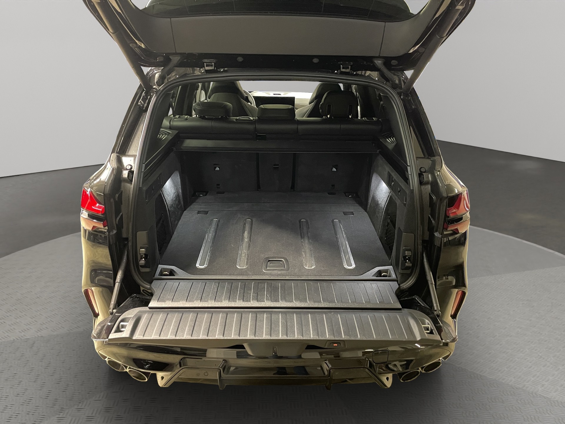 BMW X5 M Competition-image-15
