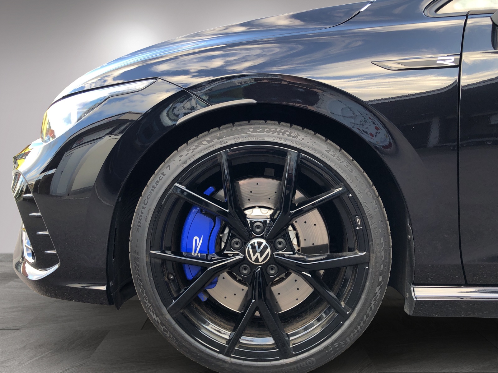 VW Golf 2.0 TSI R DSG 4Motion-image-20
