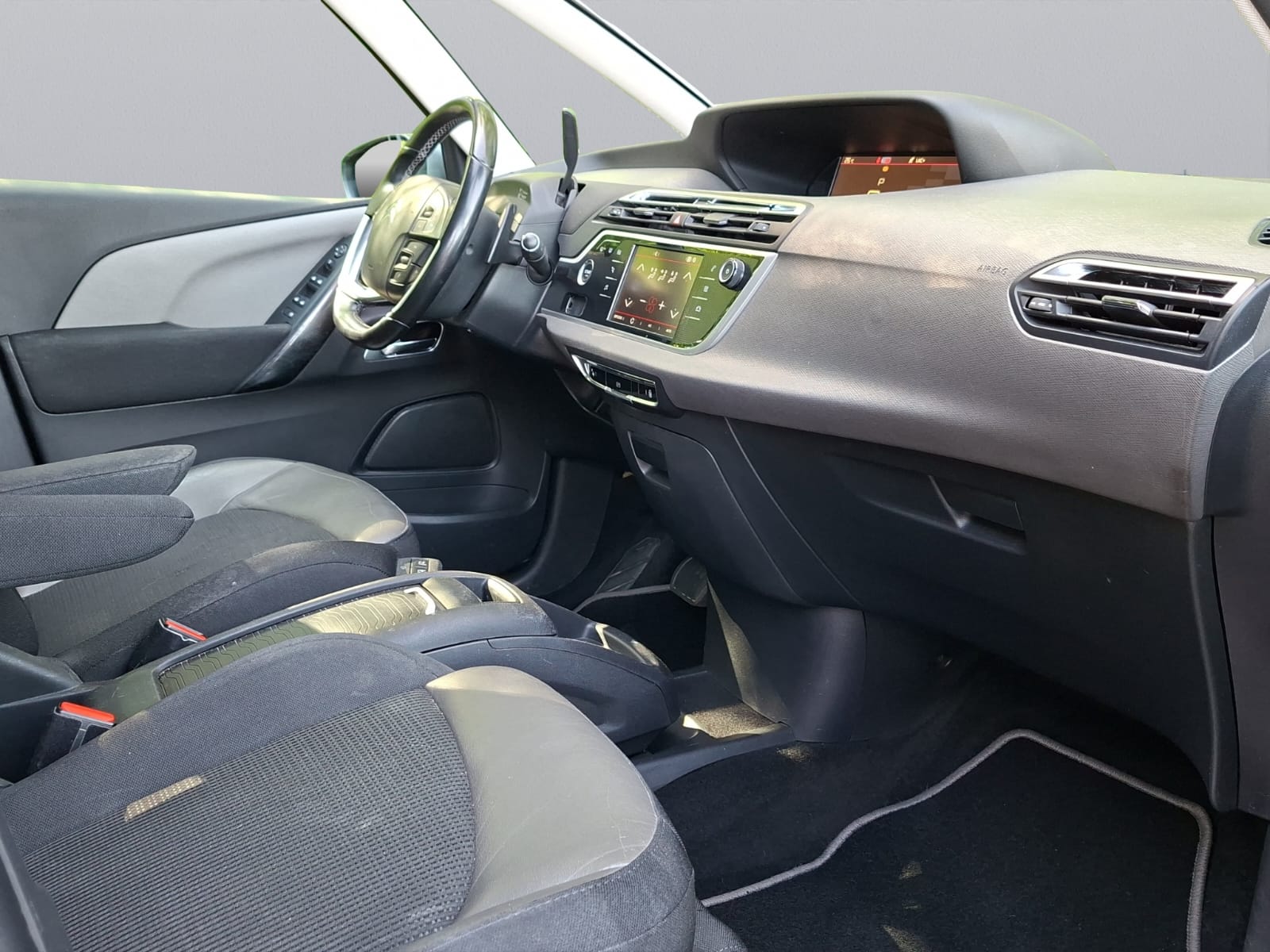 CITROEN Grand C4 Picasso 1.6i 16V THP Feel Edition EAT6-image-12