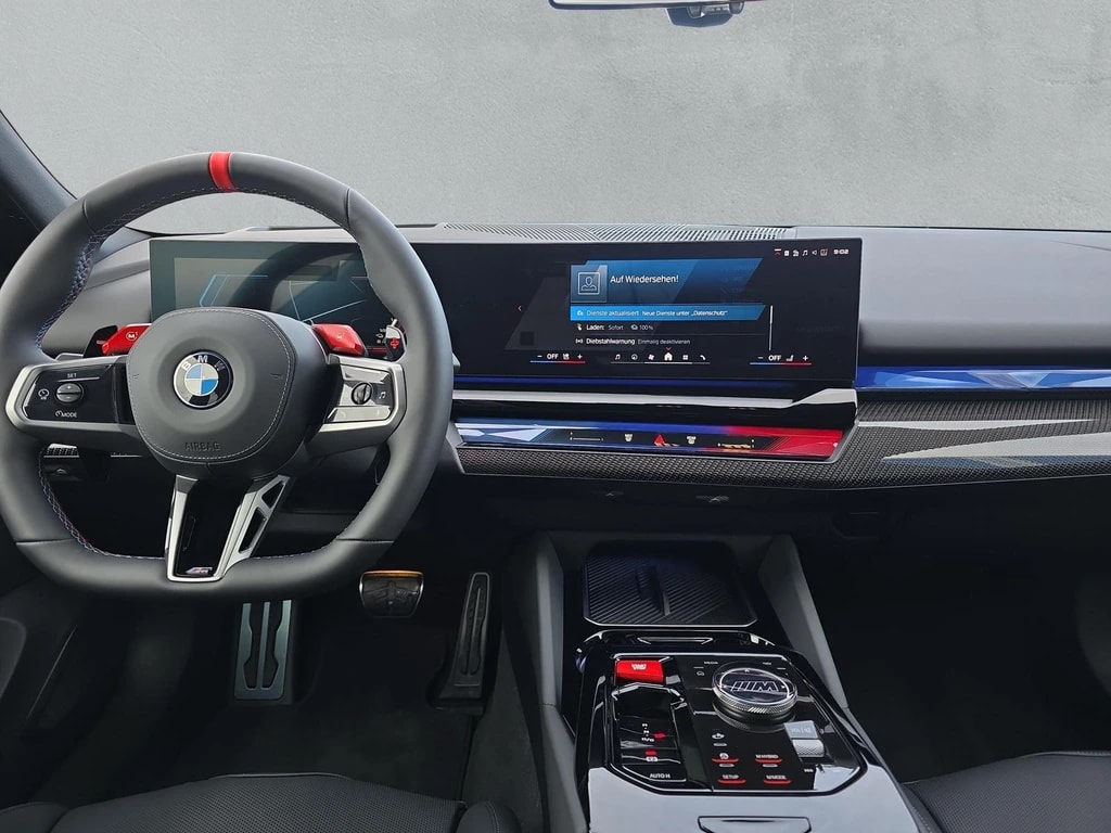 BMW M5 xDrive-image-12