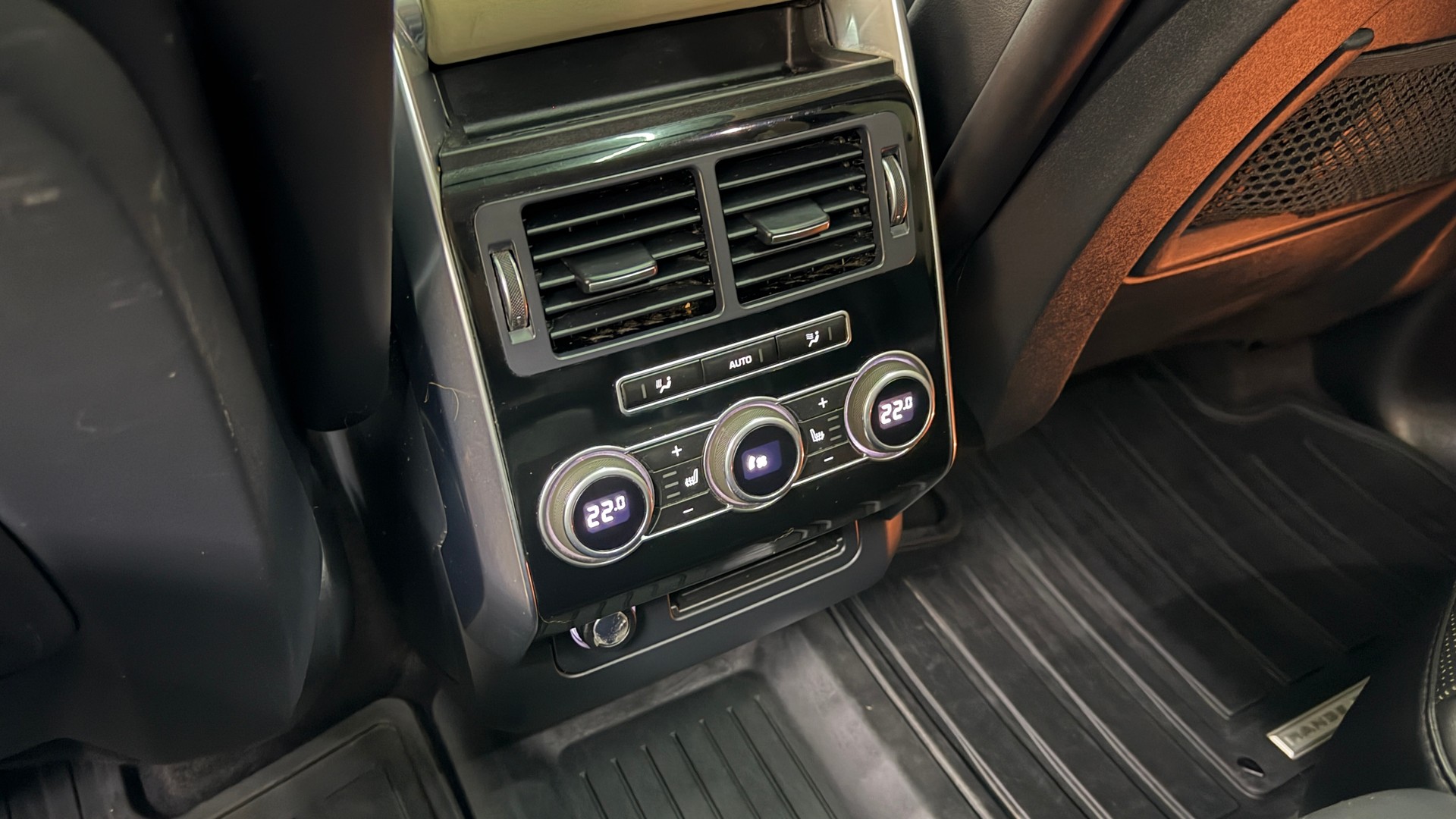 LAND ROVER Range Rover Sport 3.0 SDV6 HSE Automatic-image-15