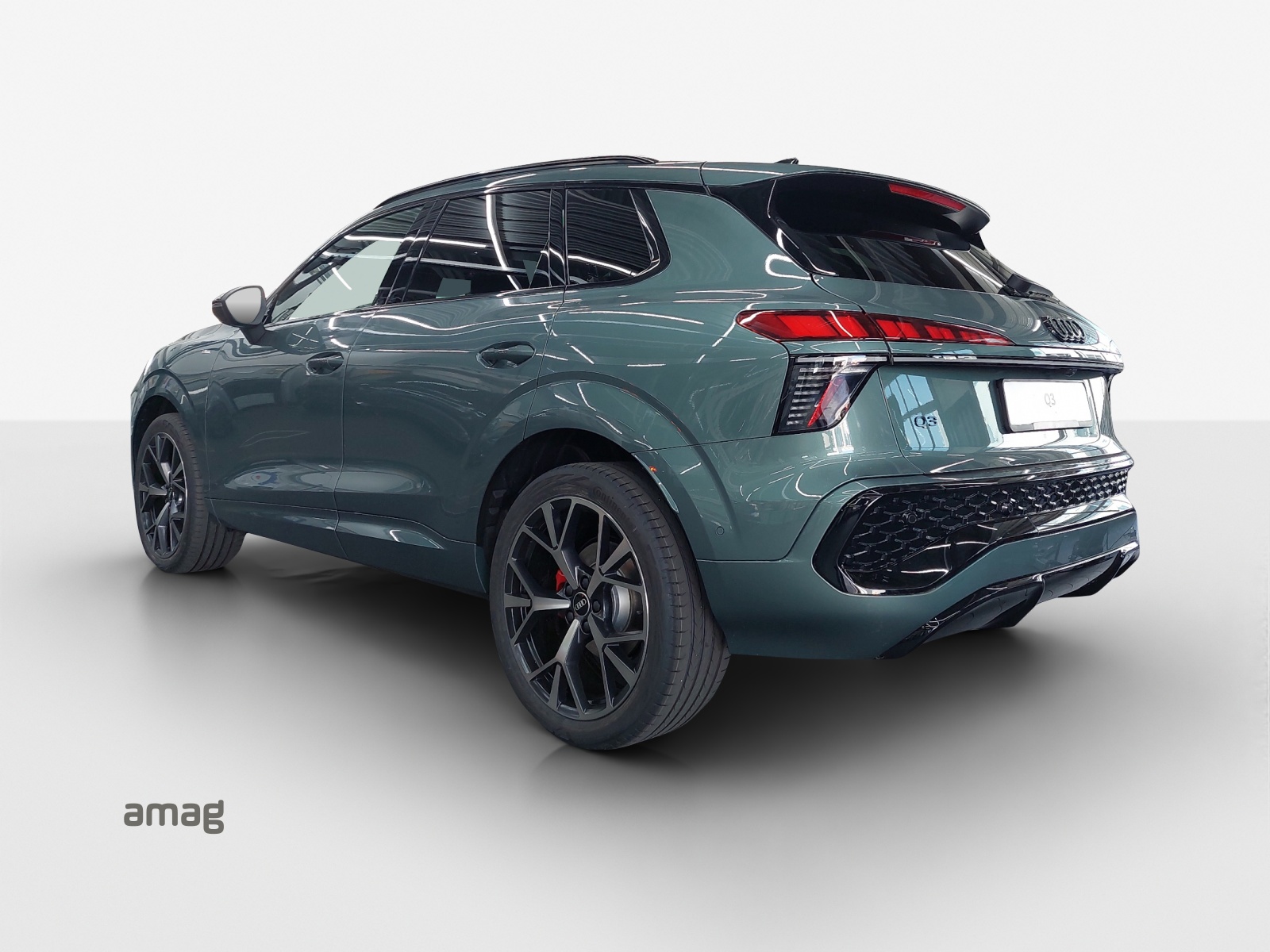 AUDI Q3 SUV 110 kW TFSI S tronic-showroom-element-2