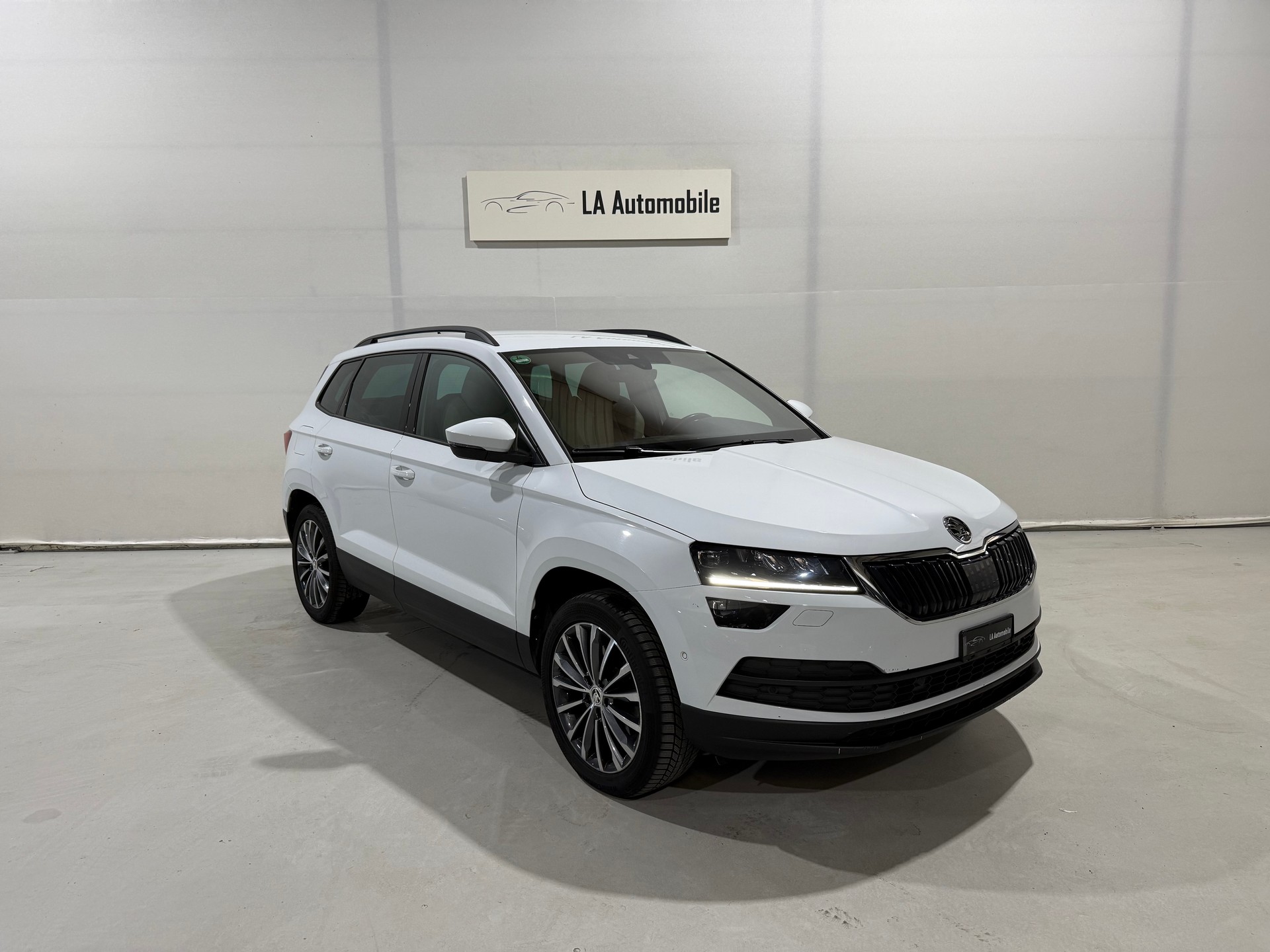 SKODA Karoq 2.0 TDI CR Style 4x4 DSG CH-Fahrzeug-image-4