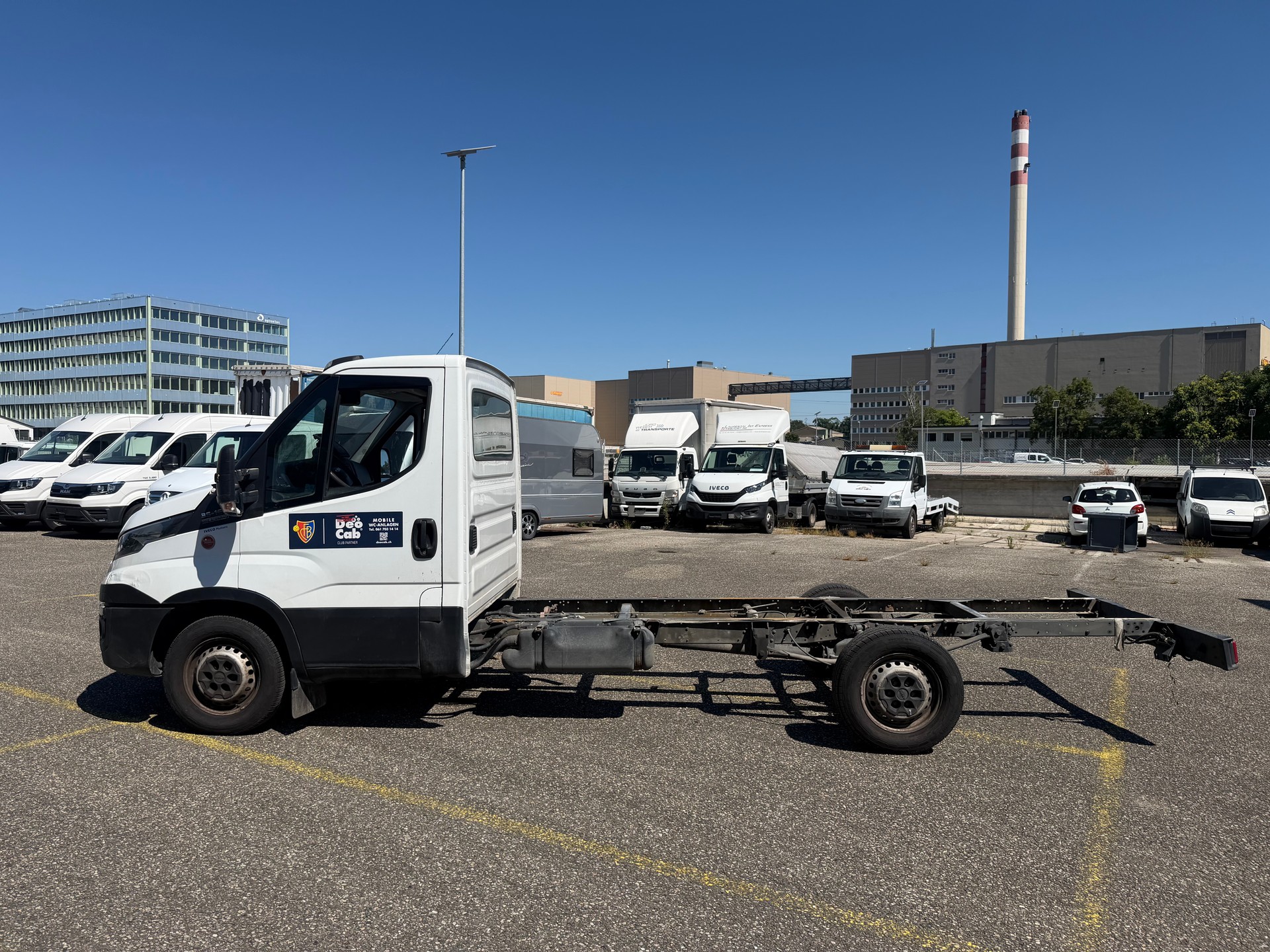 IVECO DAILY 35 S 16 A8-image-1