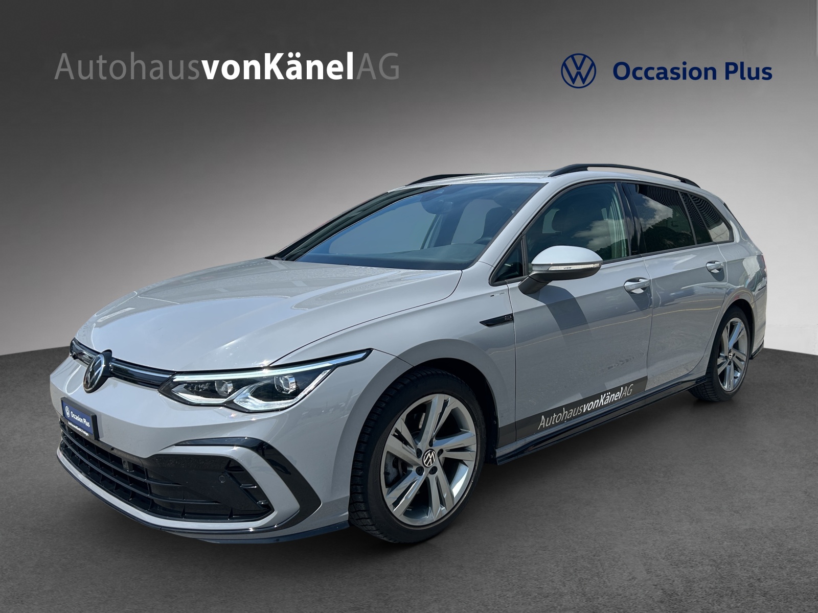 VW Golf Variant 2.0 TSI R-Line DSG 4Motion-image-0
