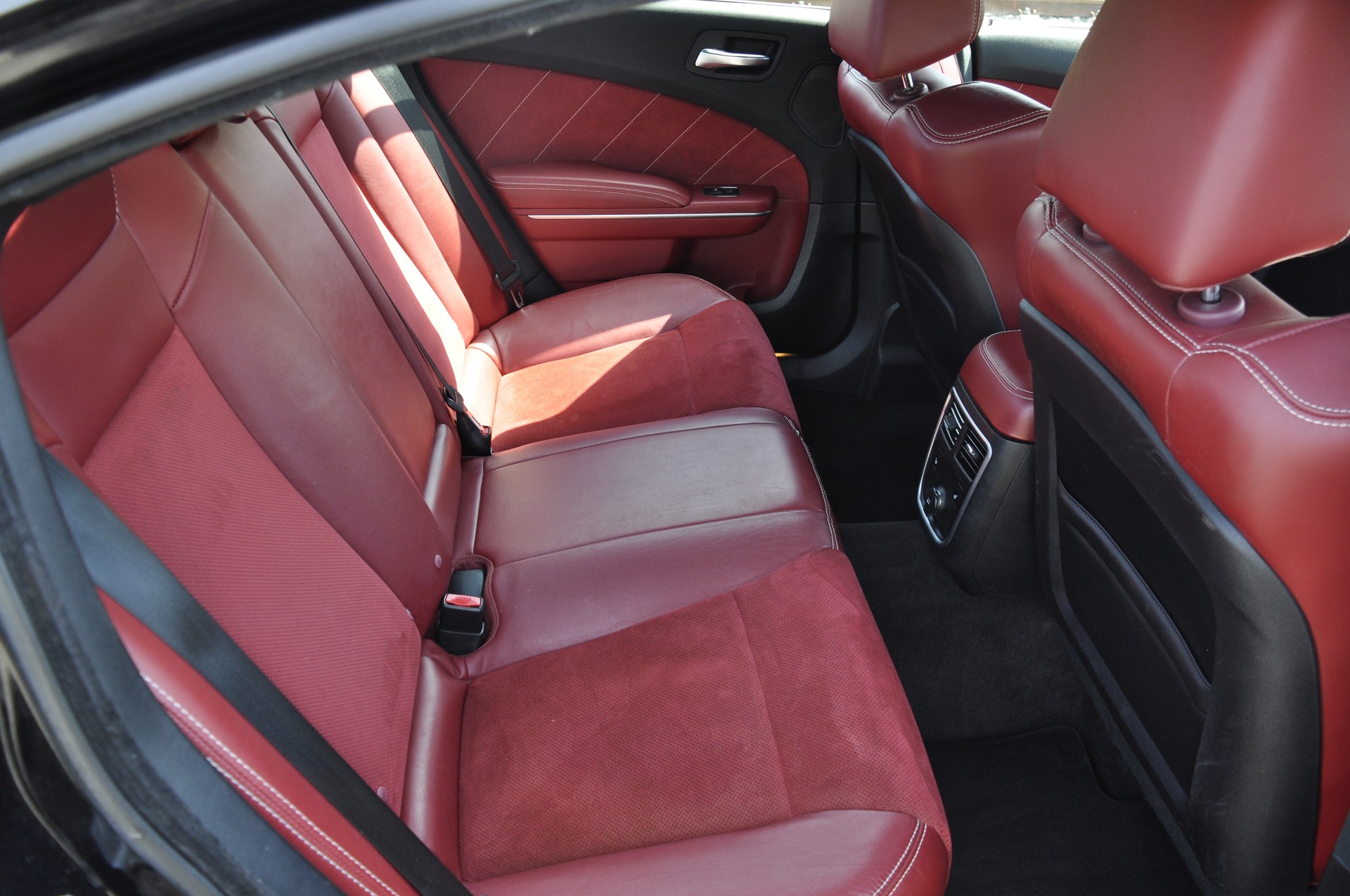 DODGE Charger SRT8 6.4L HEMI-image-11