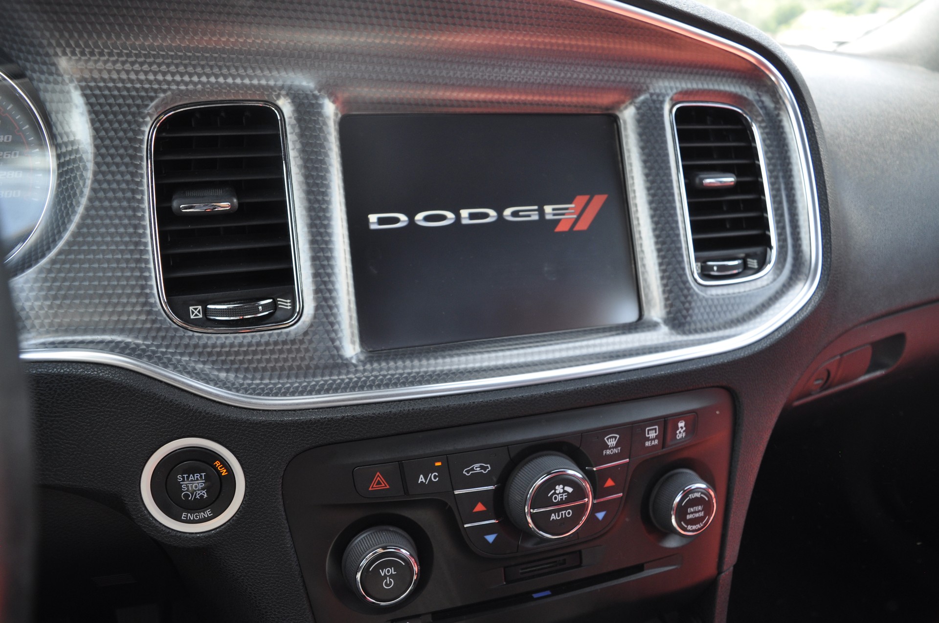 DODGE Charger SRT8 6.4L HEMI-image-12