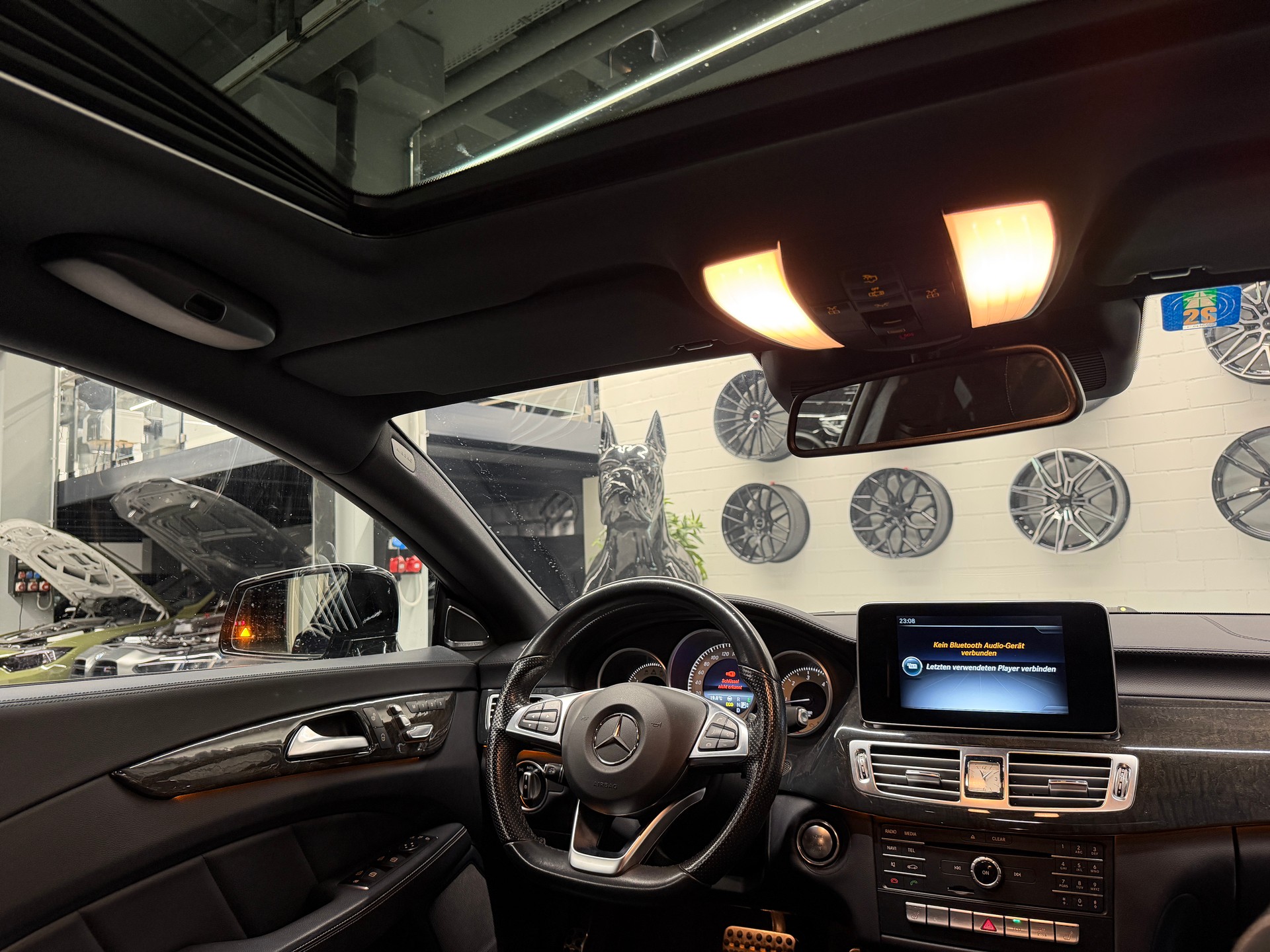 MERCEDES-BENZ CLS 250 d 4matic *CH-Auto*Sport AMG Pack*Lückenlose Servicehistorie bei Mercedes*Frisch ab Service*-image-14