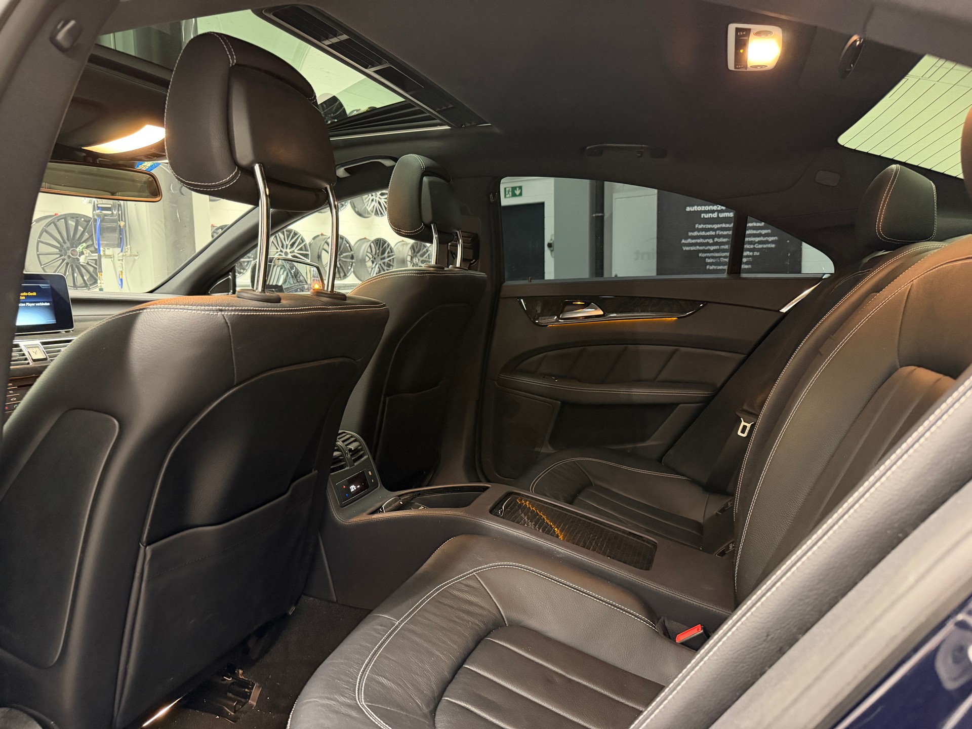 MERCEDES-BENZ CLS 250 d 4matic *CH-Auto*Sport AMG Pack*Lückenlose Servicehistorie bei Mercedes*Frisch ab Service*-image-17