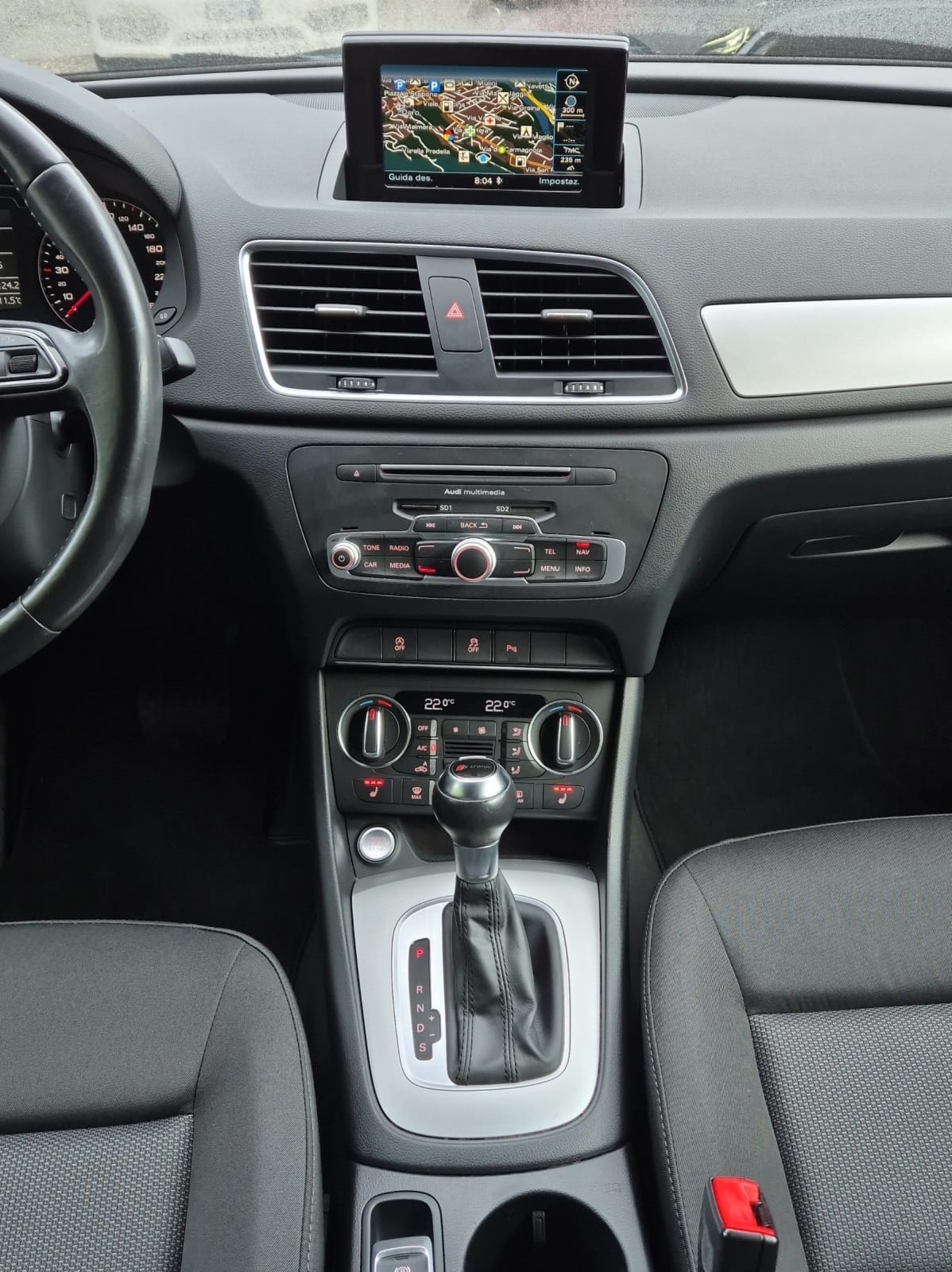 AUDI Q3 1.4 TFSI sport S-tronic-image-10