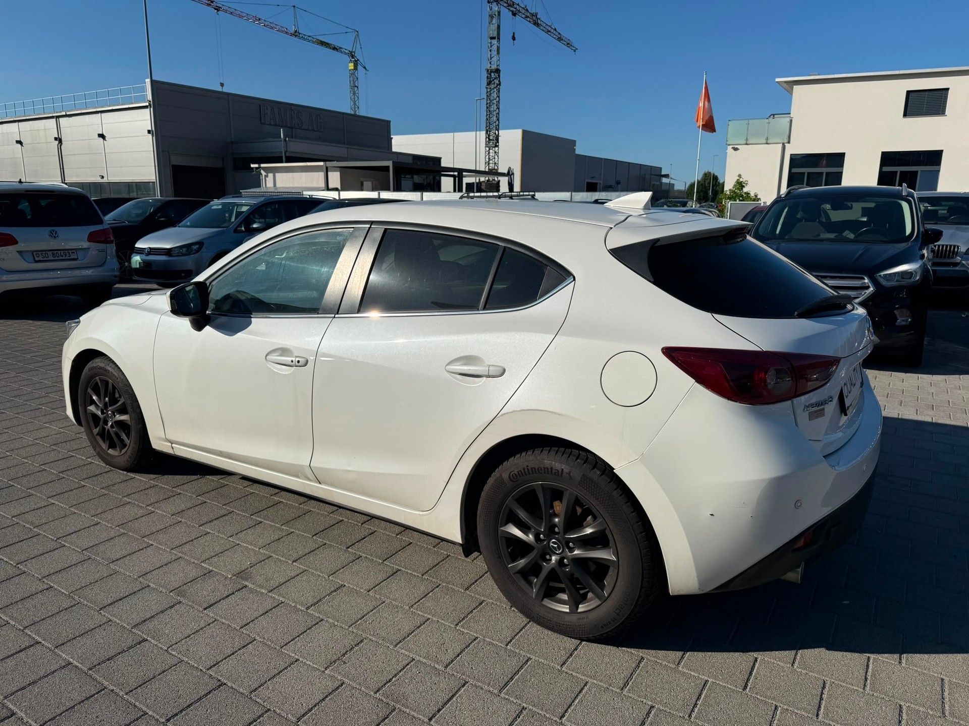 MAZDA 3 2.2 16V CD Revolution-image-6