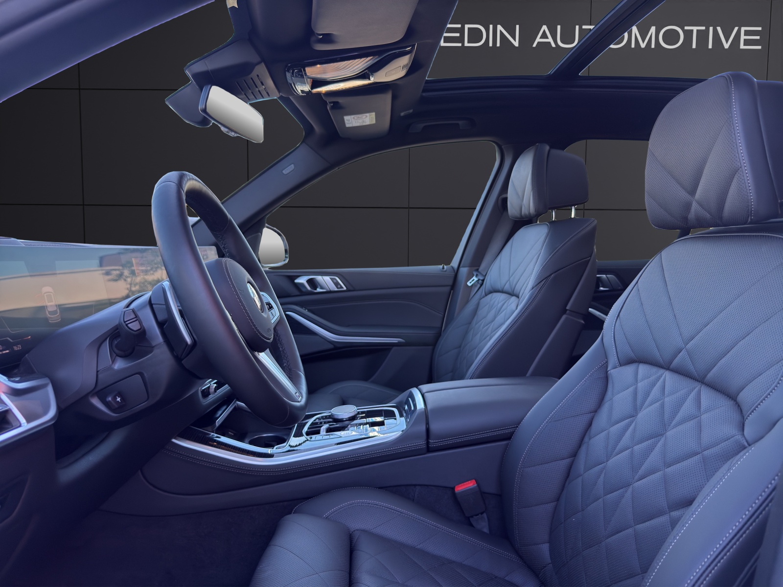 BMW X5 xDrive30d-showroom-element-2