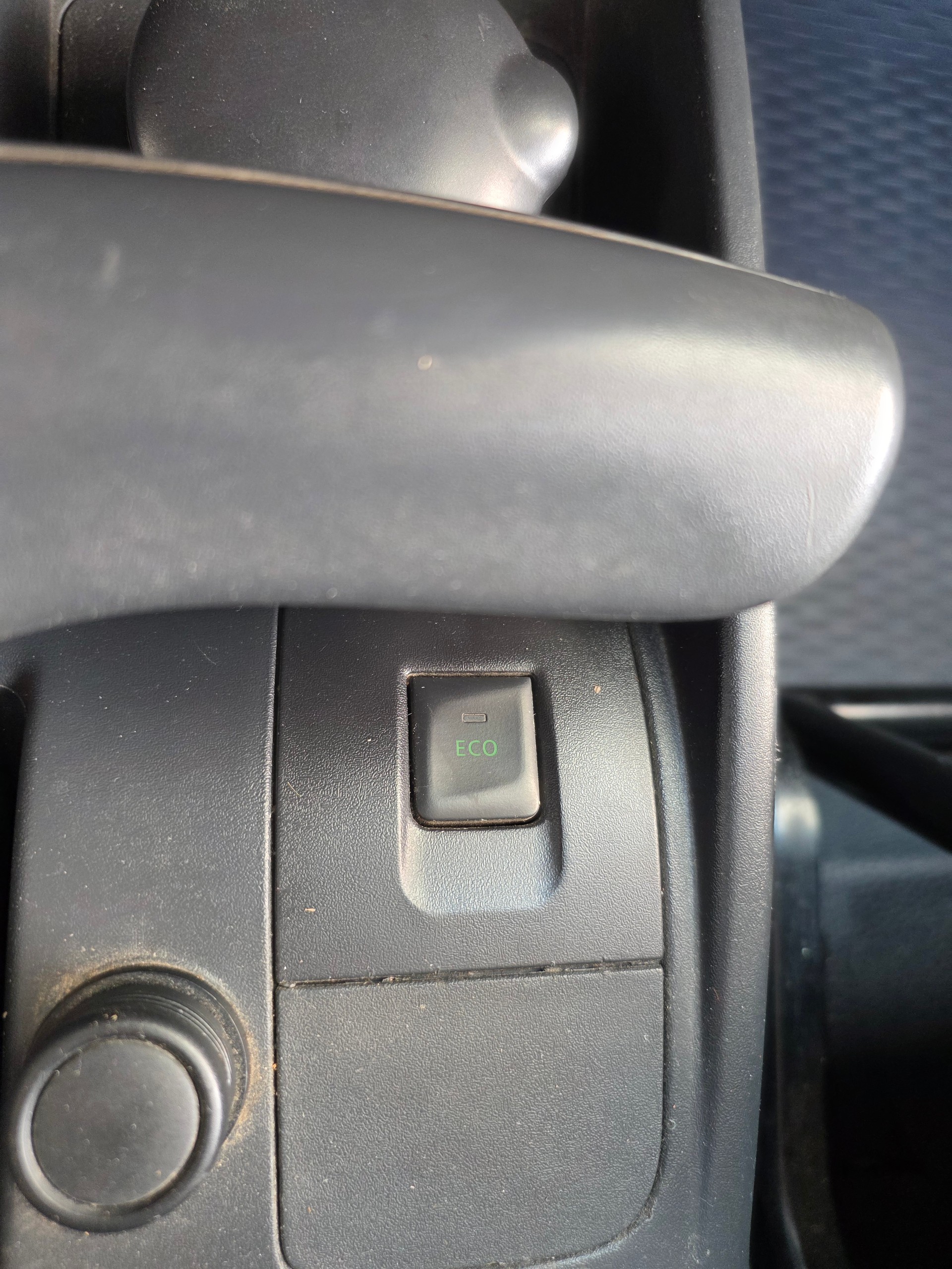 RENAULT Kangoo Medium dCi 90 Access-image-12